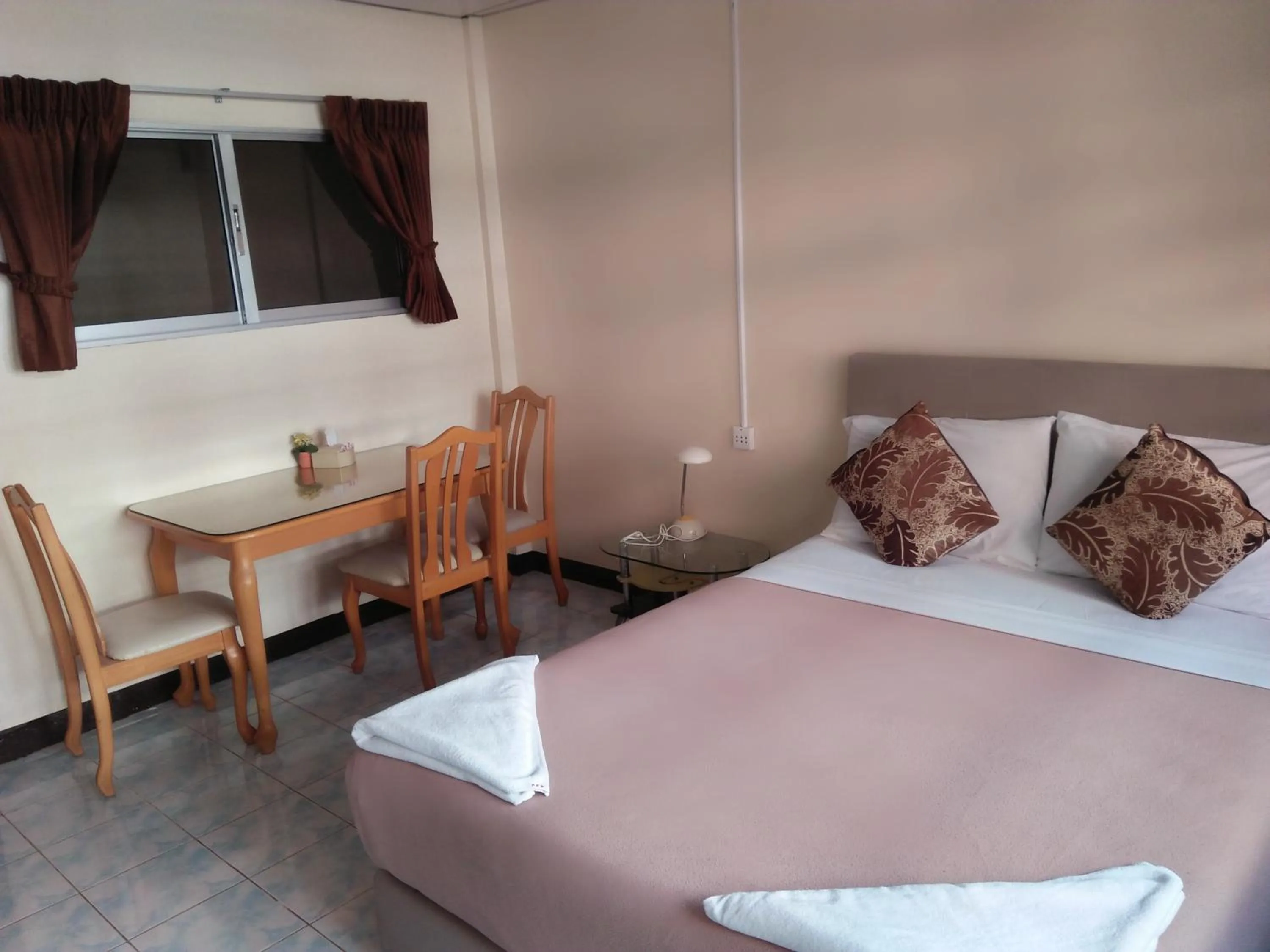 Bed in Stefan's Guesthouse