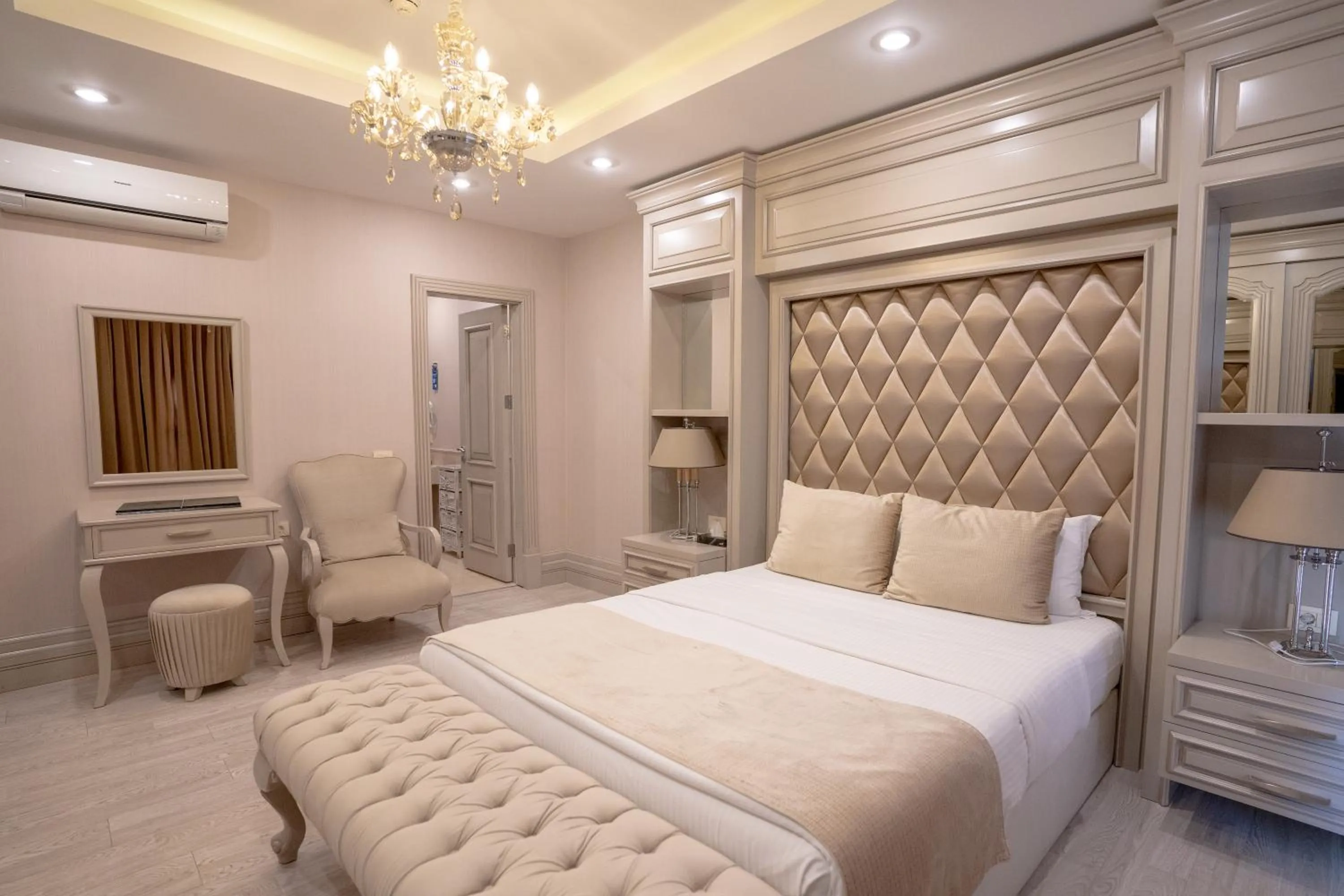 Bed in Qafqaz Tufandag Mountain Resort Hotel