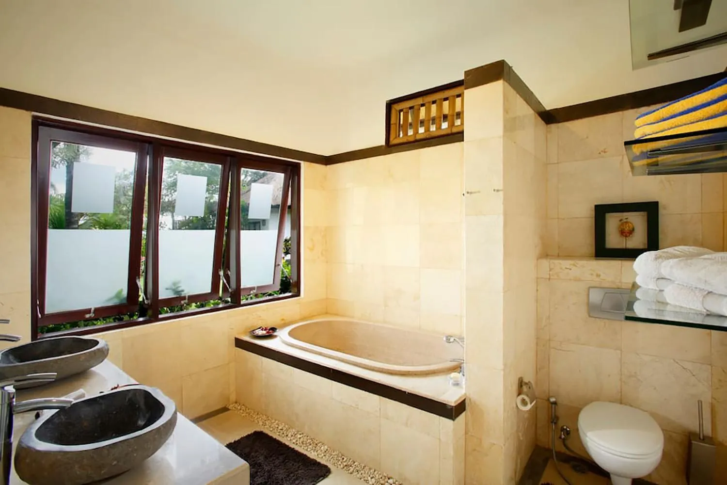 Bathroom in Villa L'Orange Bali