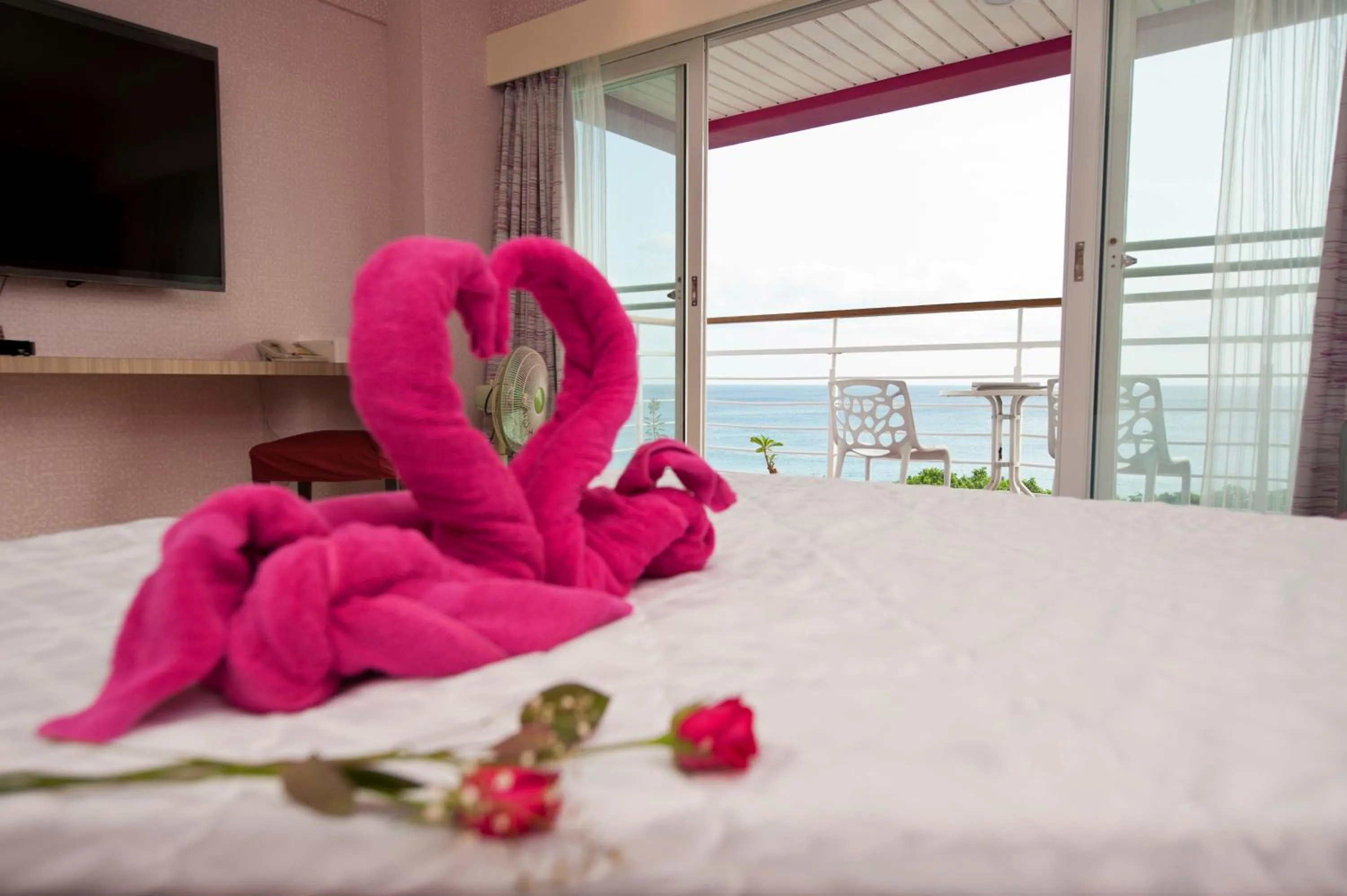 Bed in 墾丁品喬旅店