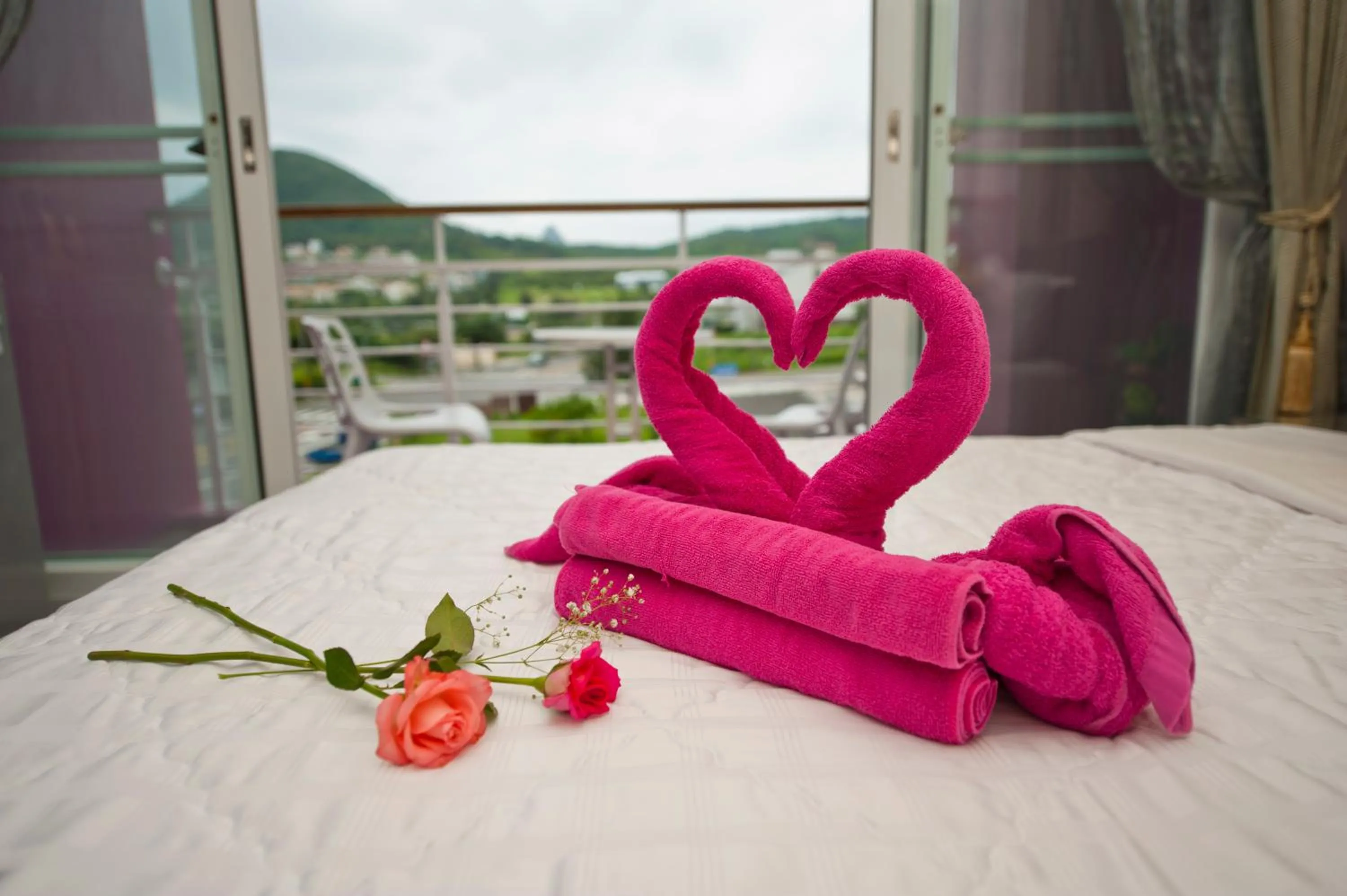 Bed in 墾丁品喬旅店