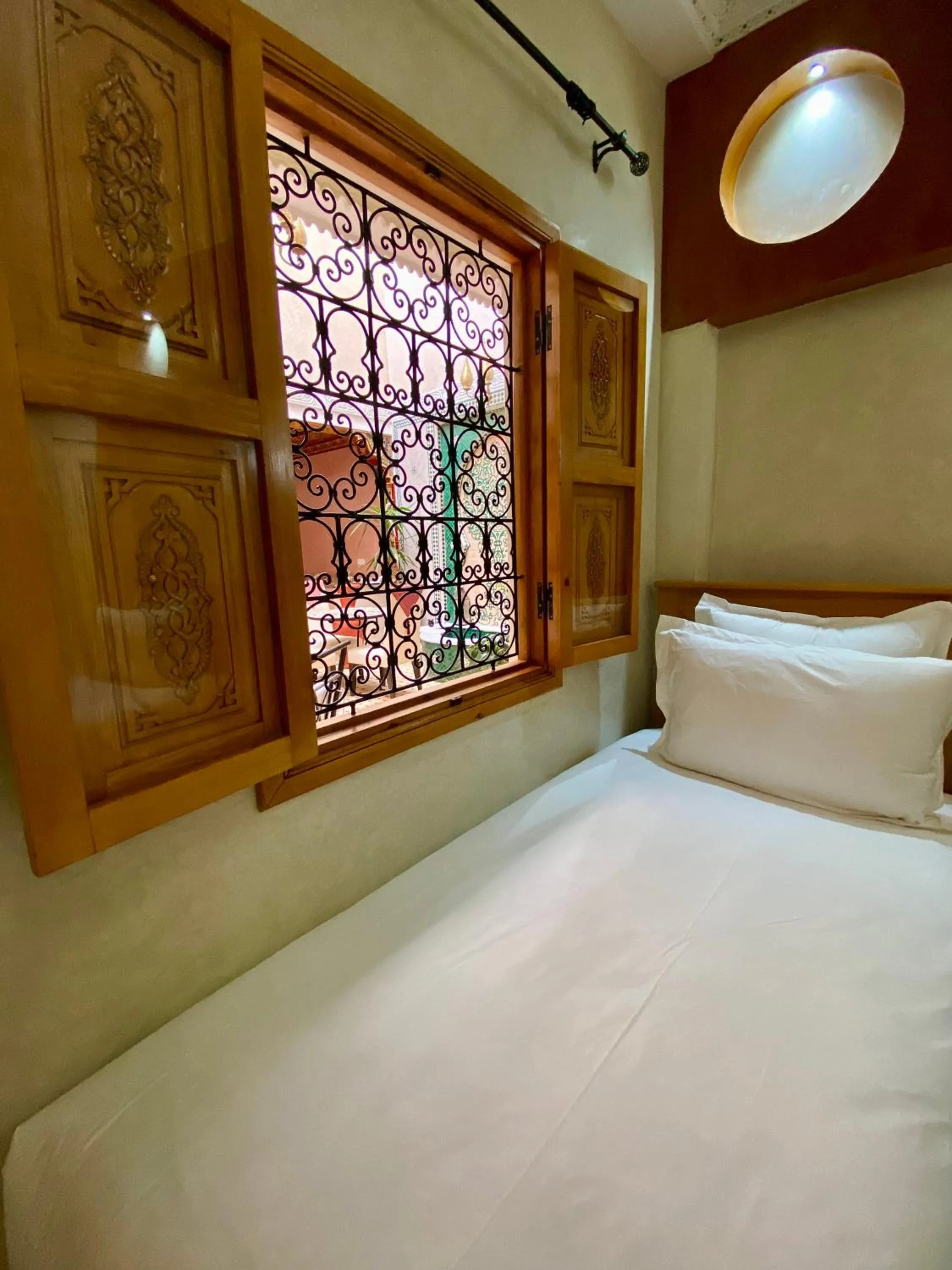 Photo of the whole room, Bed in Riad Rose Mati