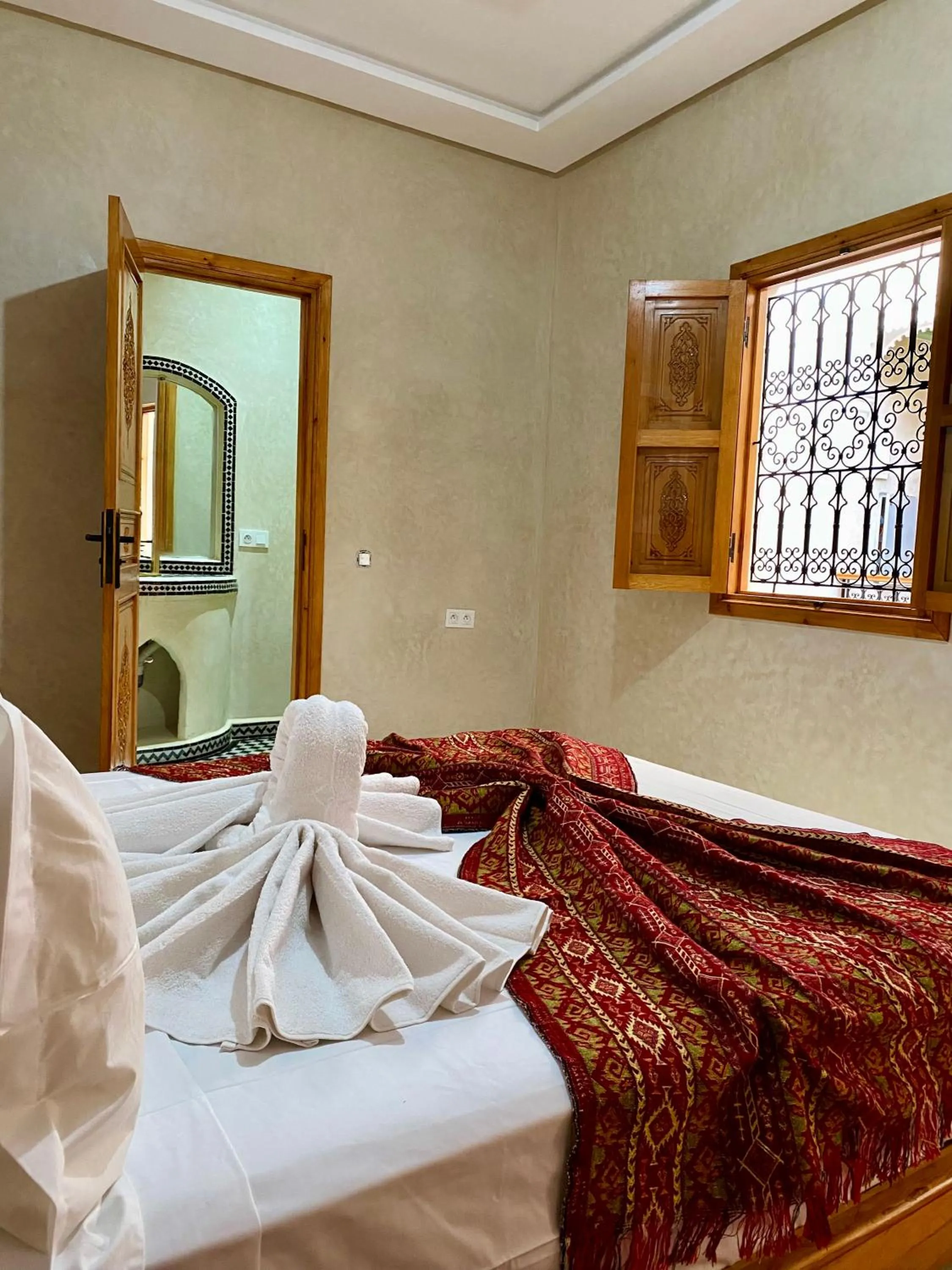 Deluxe Double Room in Riad Rose Mati