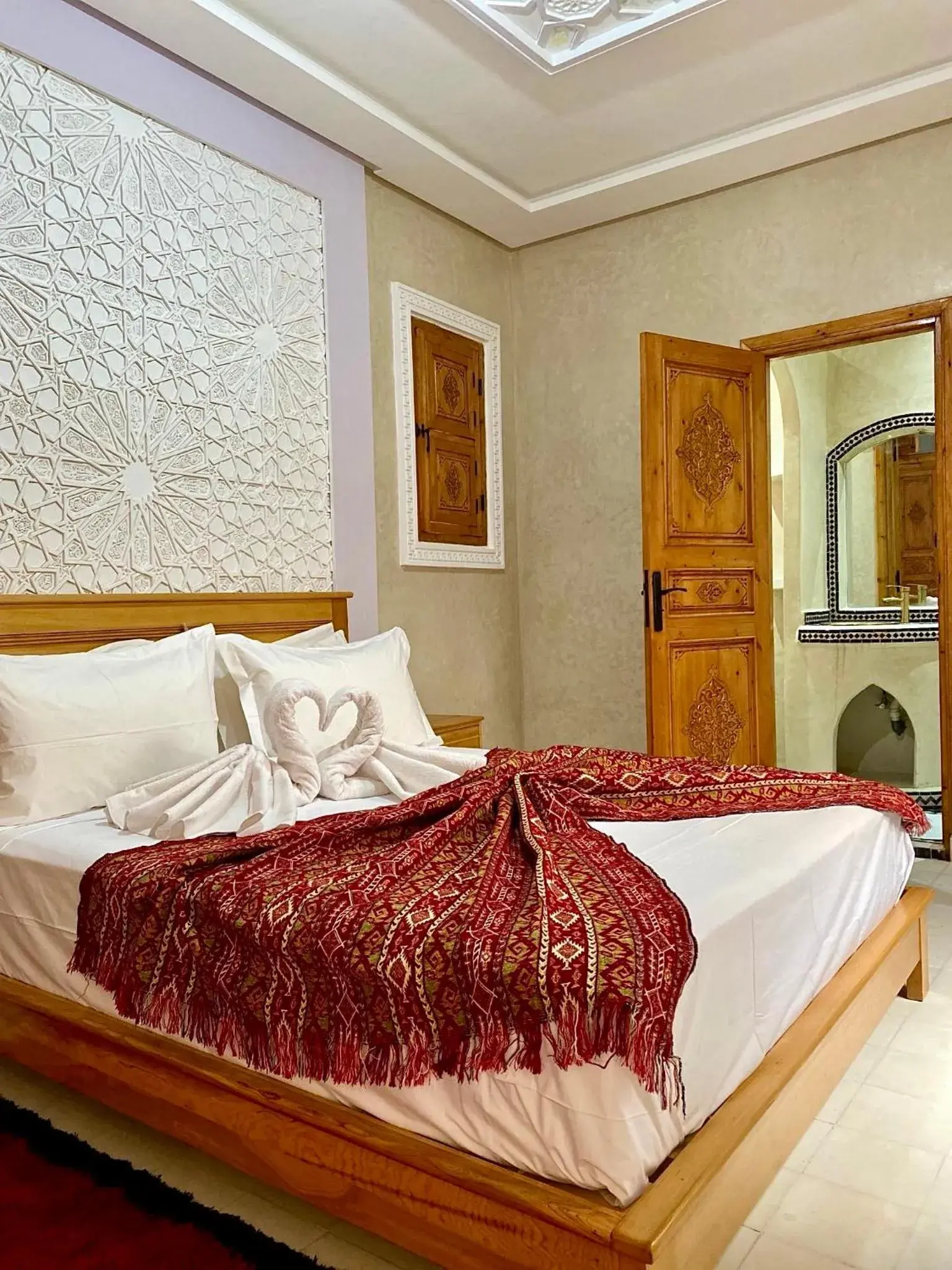 Deluxe Double Room in Riad Rose Mati Deluxe Double Room in Riad Rose Mati