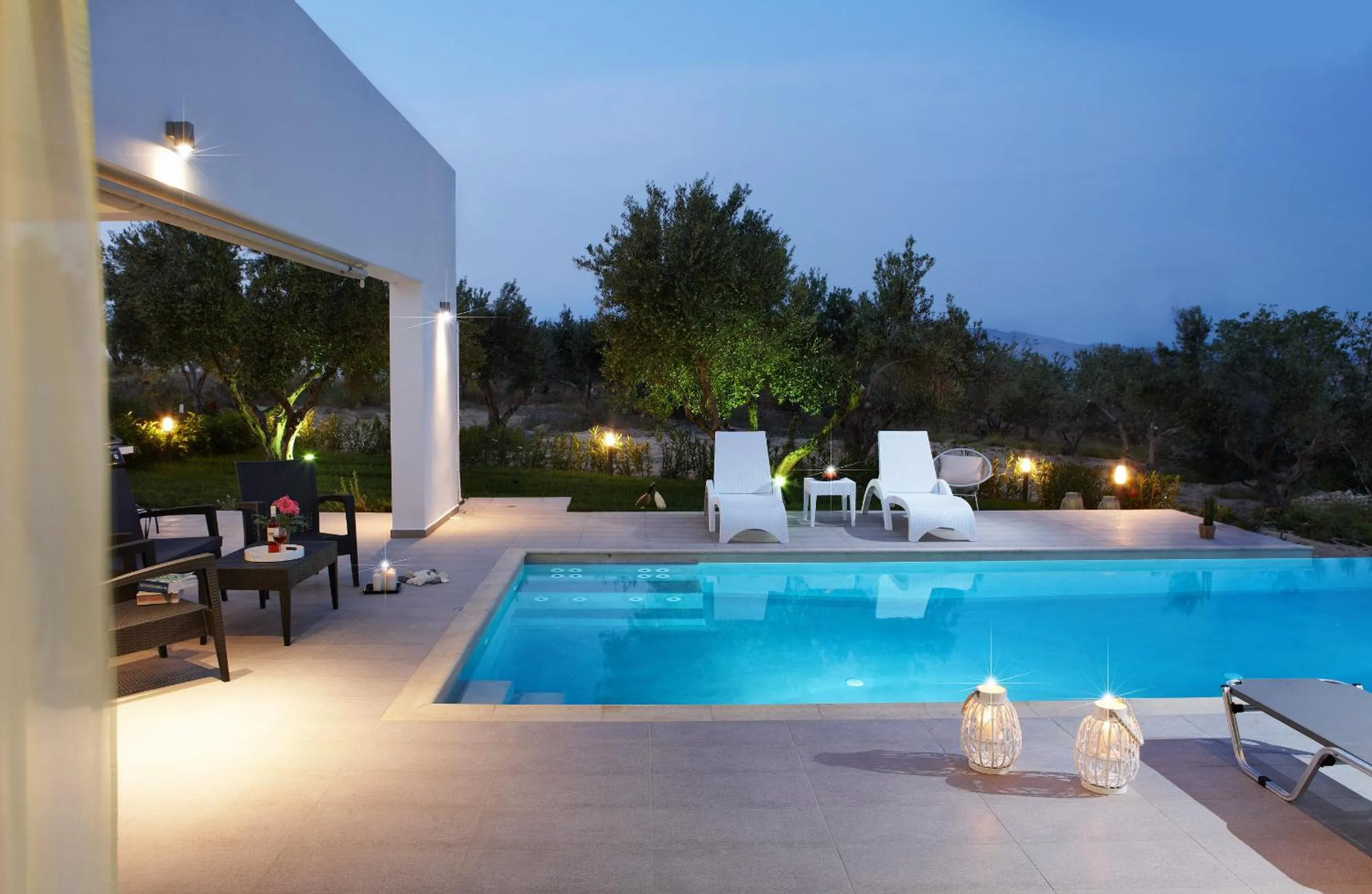 Garden in Gramvousa Villas
