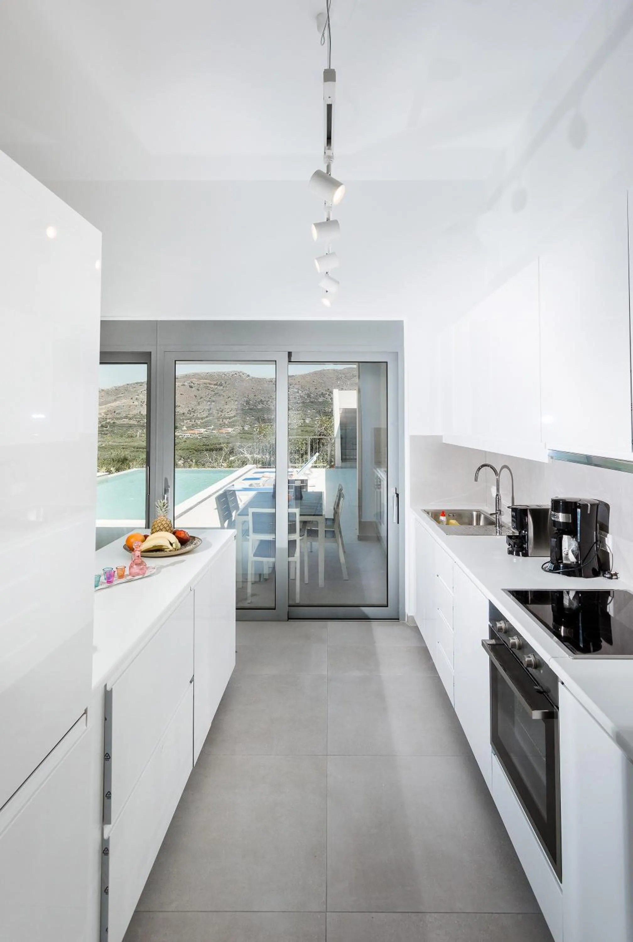 Kitchen or kitchenette in Gramvousa Villas