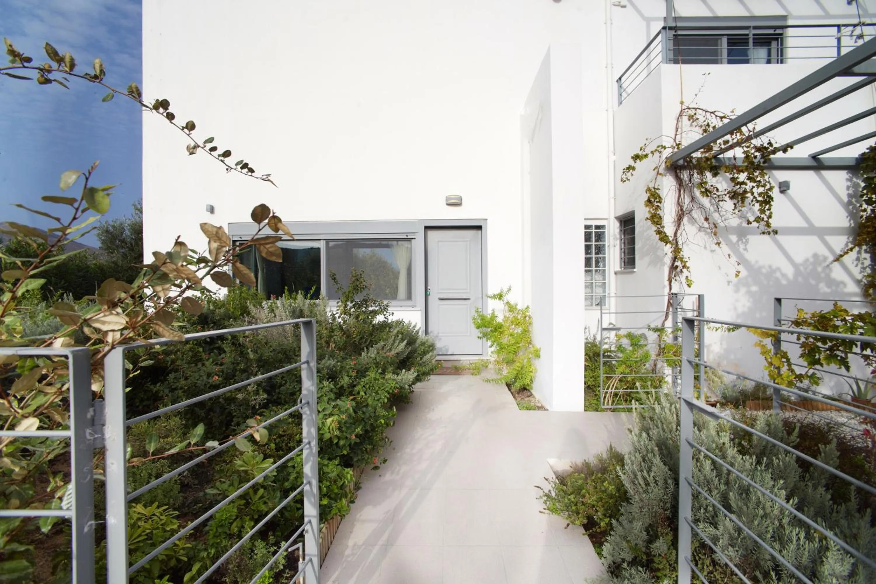 Facade/entrance in Gramvousa Villas