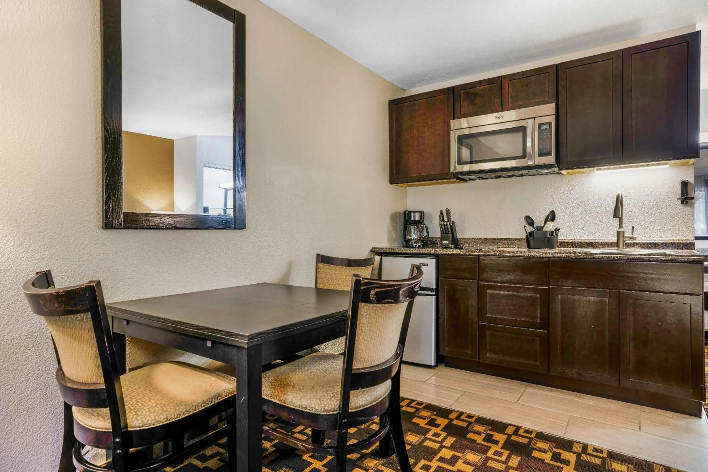 Bed in Baymont by Wyndham Cortez