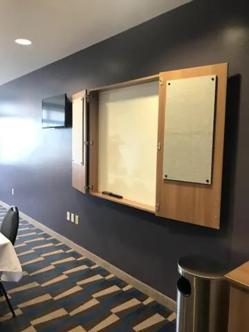 Meeting/conference room in Microtel Inn & Suites by Wyndham Georgetown Delaware Beaches
