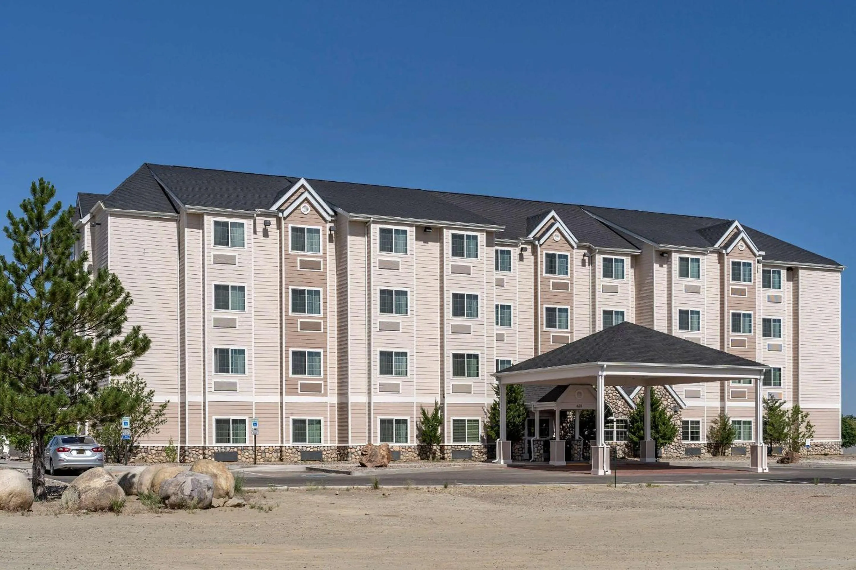 Property building in Comfort Inn & Suites
