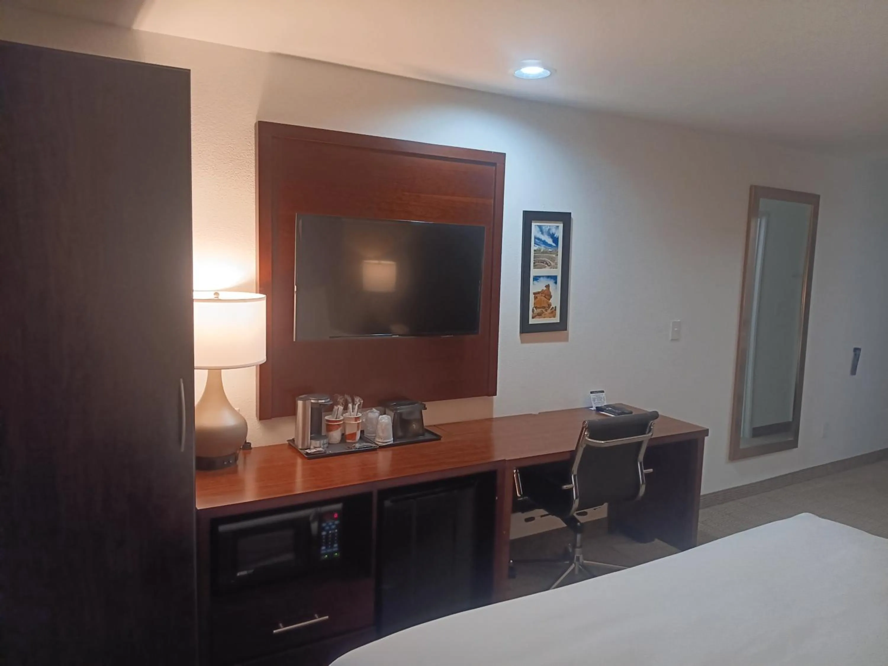 Comfort Inn & Suites