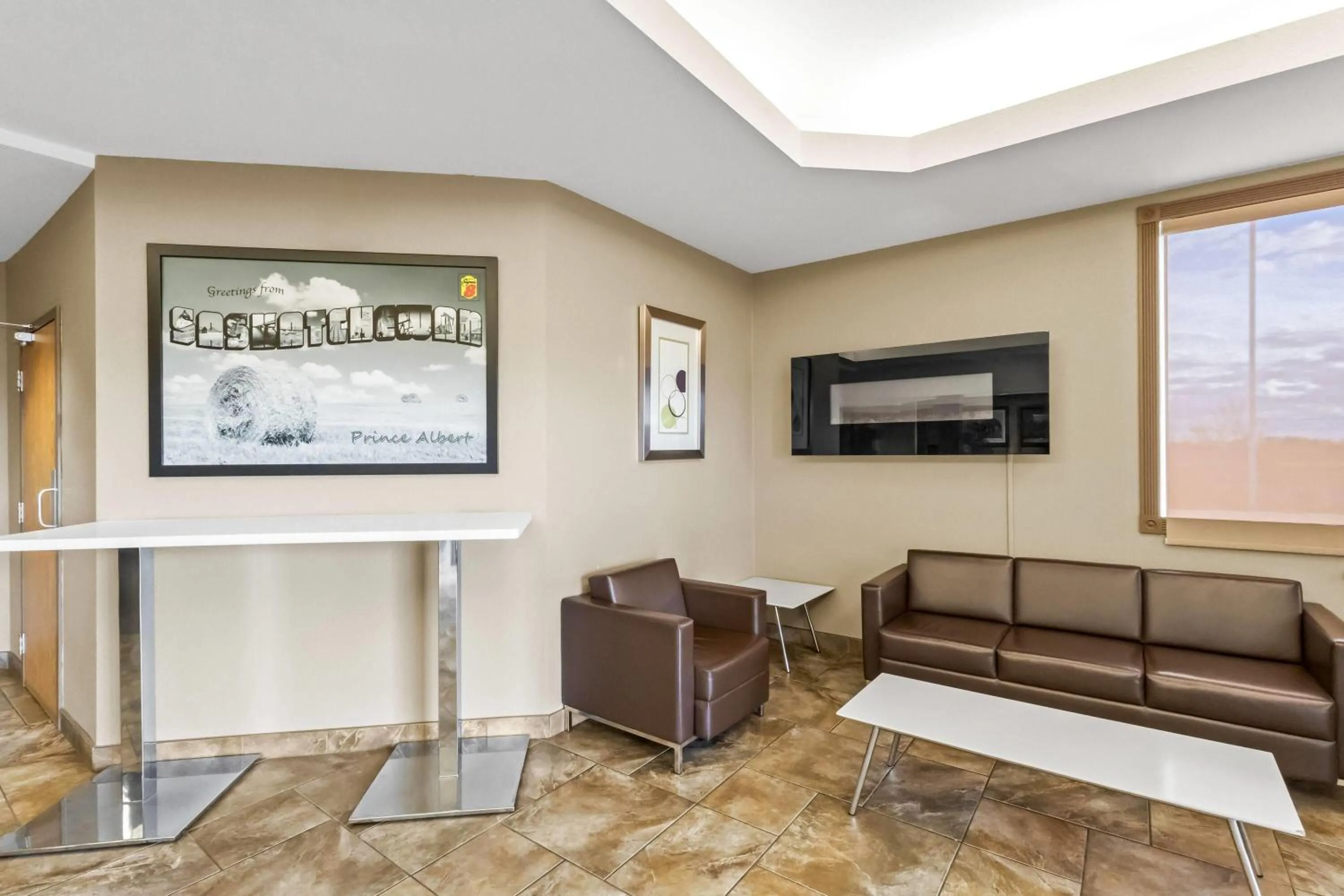 Lobby or reception in Super 8 by Wyndham Prince Albert
