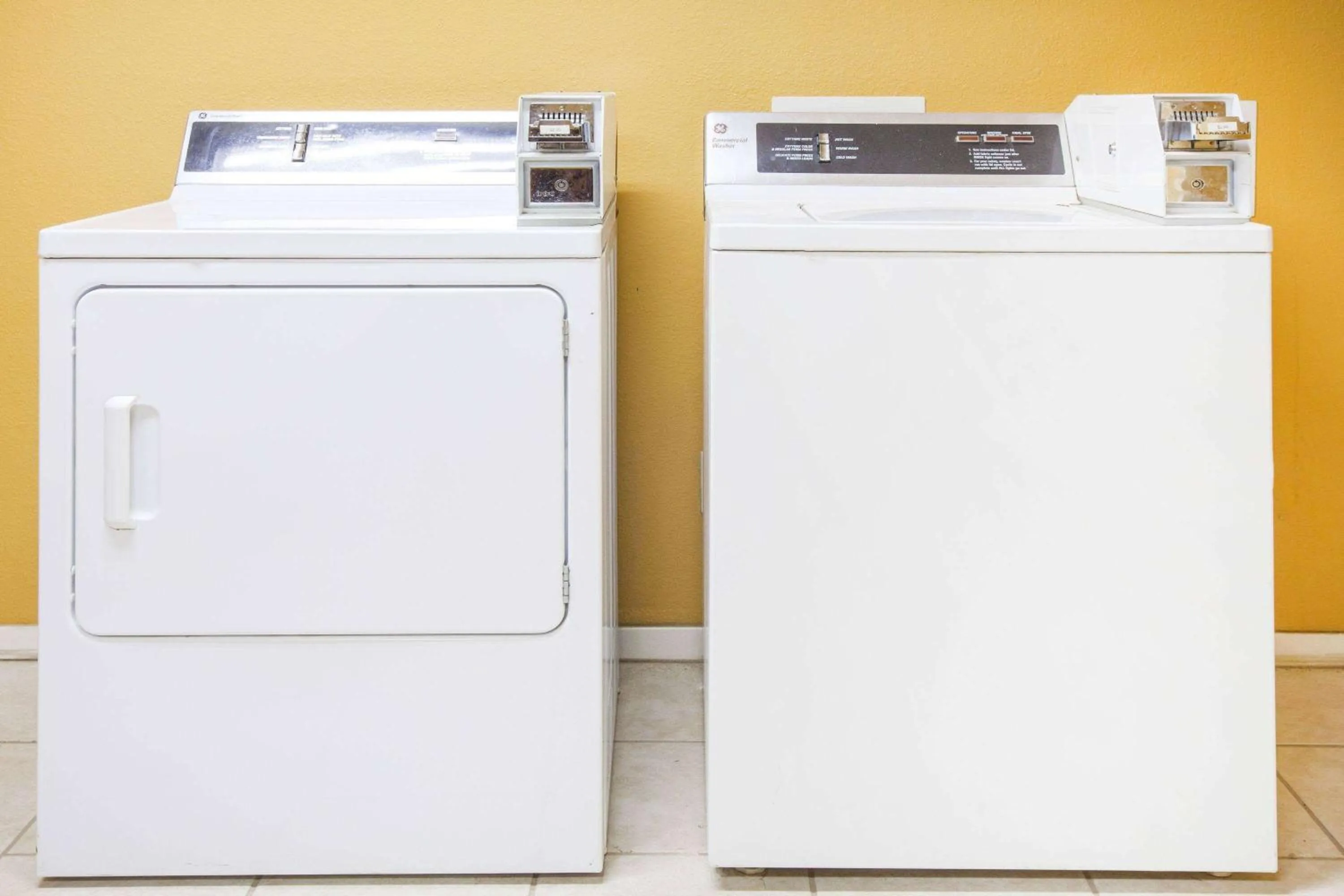 On site in Super 8 by Wyndham White Hall