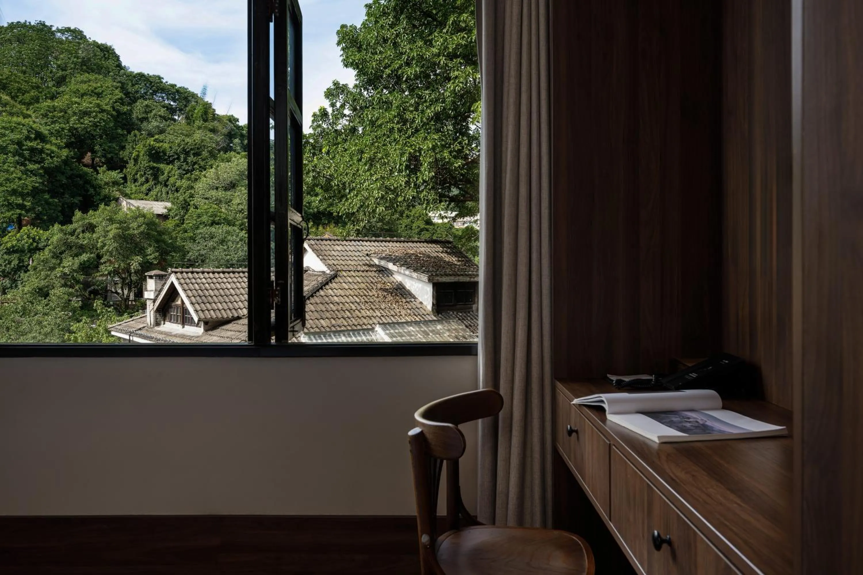 Double Room with Mountain View - single occupancy in Futon Designer Hotel-Liberation Monument&Nanbin Road Store