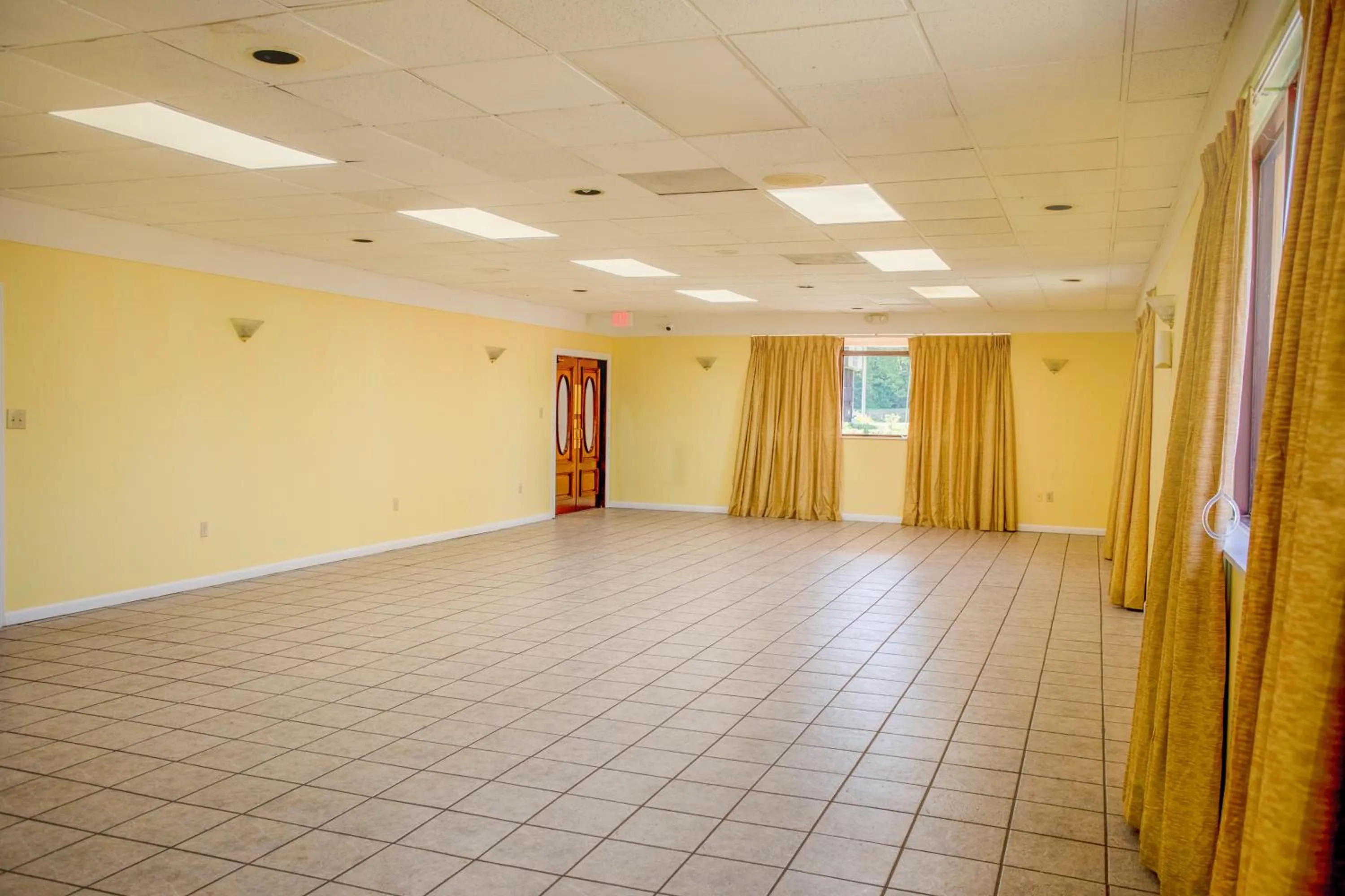 Area and facilities in OYO hotel Greensboro east I 40