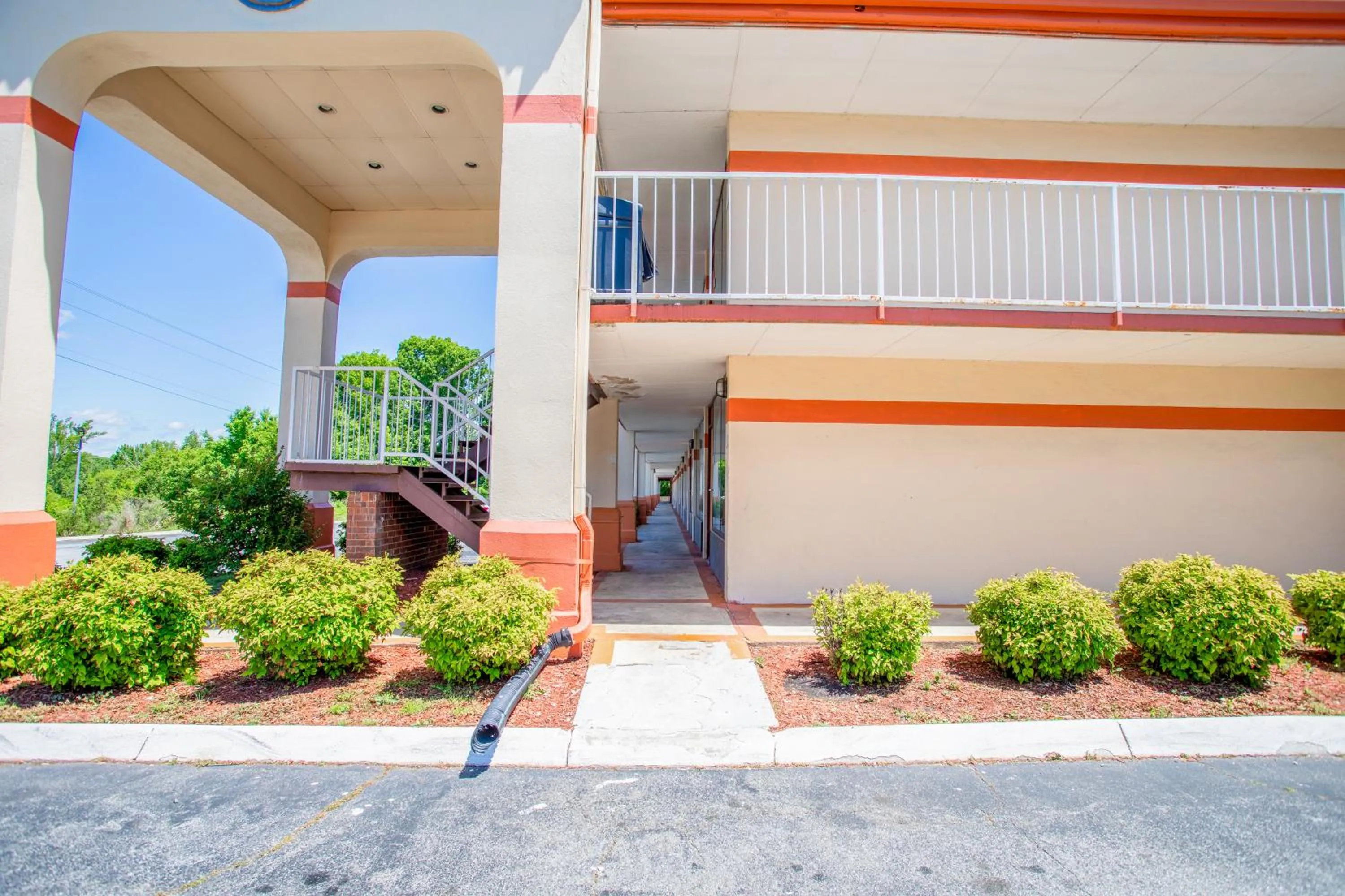 Property building in OYO hotel Greensboro east I 40