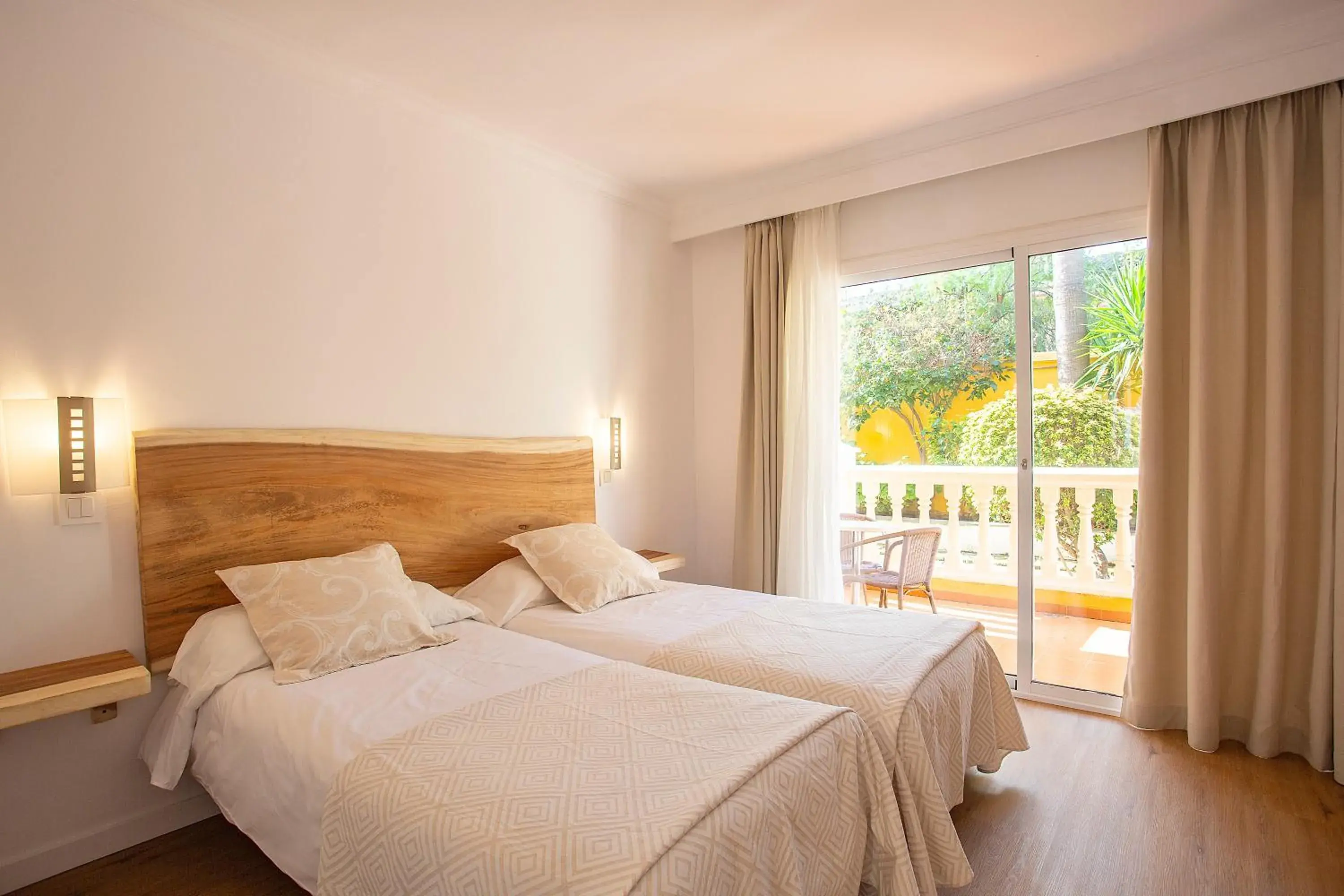 Twin Room with Balcony in Hotel Cupidor Twin Room with Balcony in Hotel Cupidor