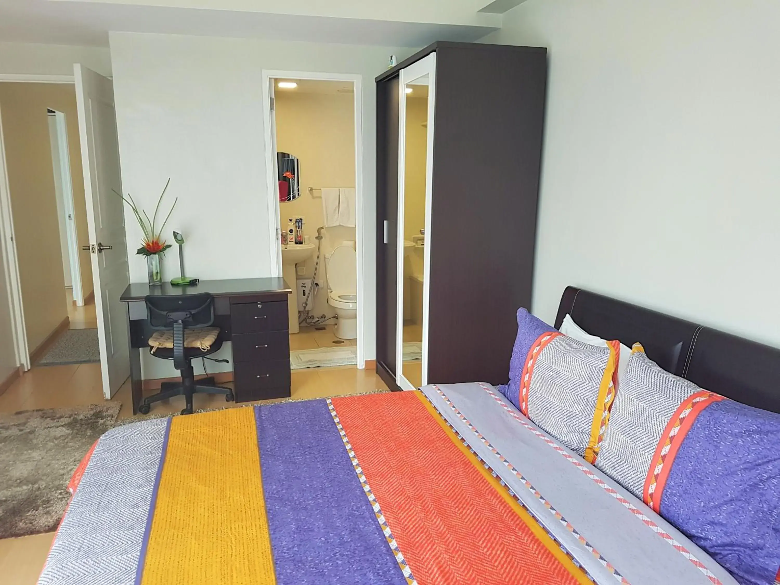 Bathroom, Bed in Avant Apartments at The Fort Bathroom, Bed in Avant Apartments at The Fort