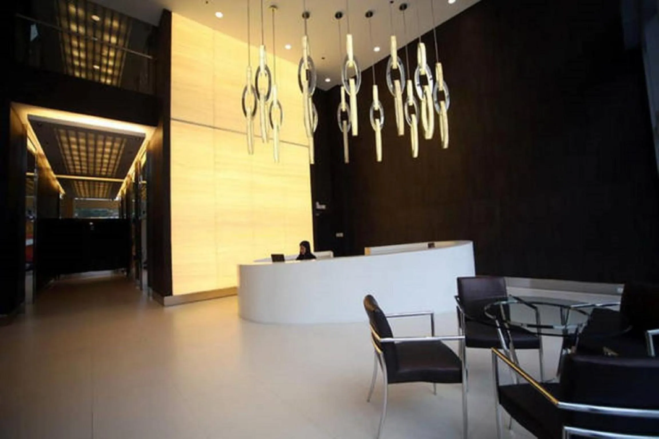 Seating area in Avant Apartments at The Fort