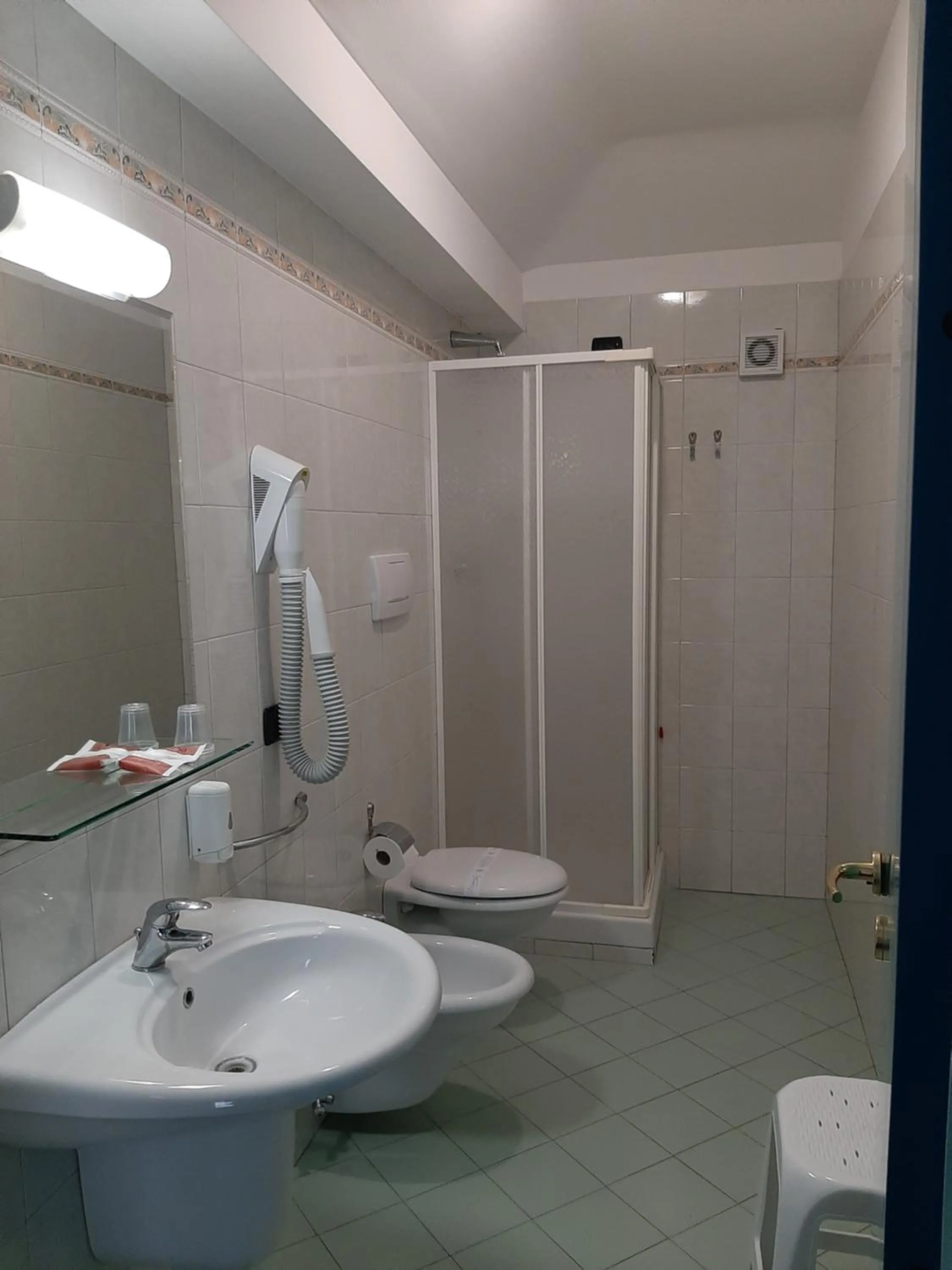 Bathroom in Hotel Pegaso