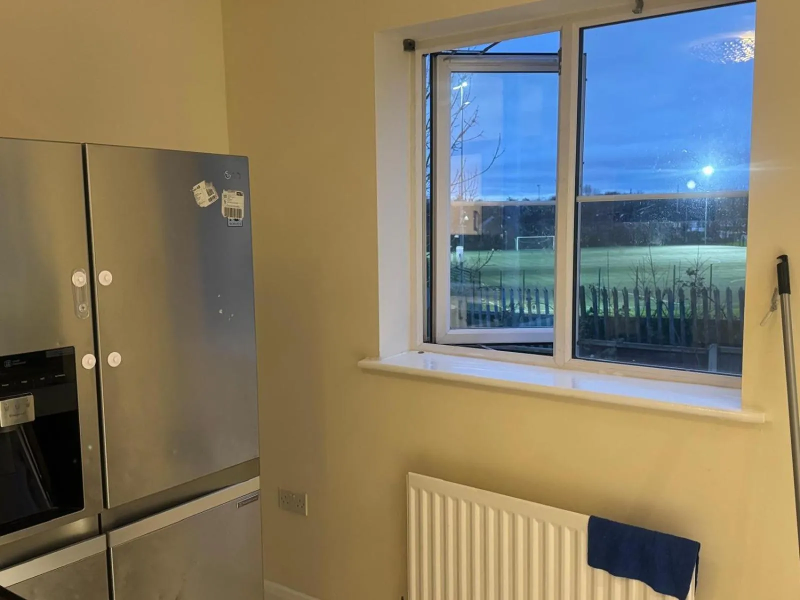 Kitchen or kitchenette in Komegloba Mega room