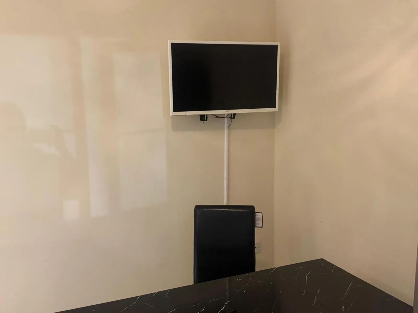 Kitchen or kitchenette in Komegloba Mega room