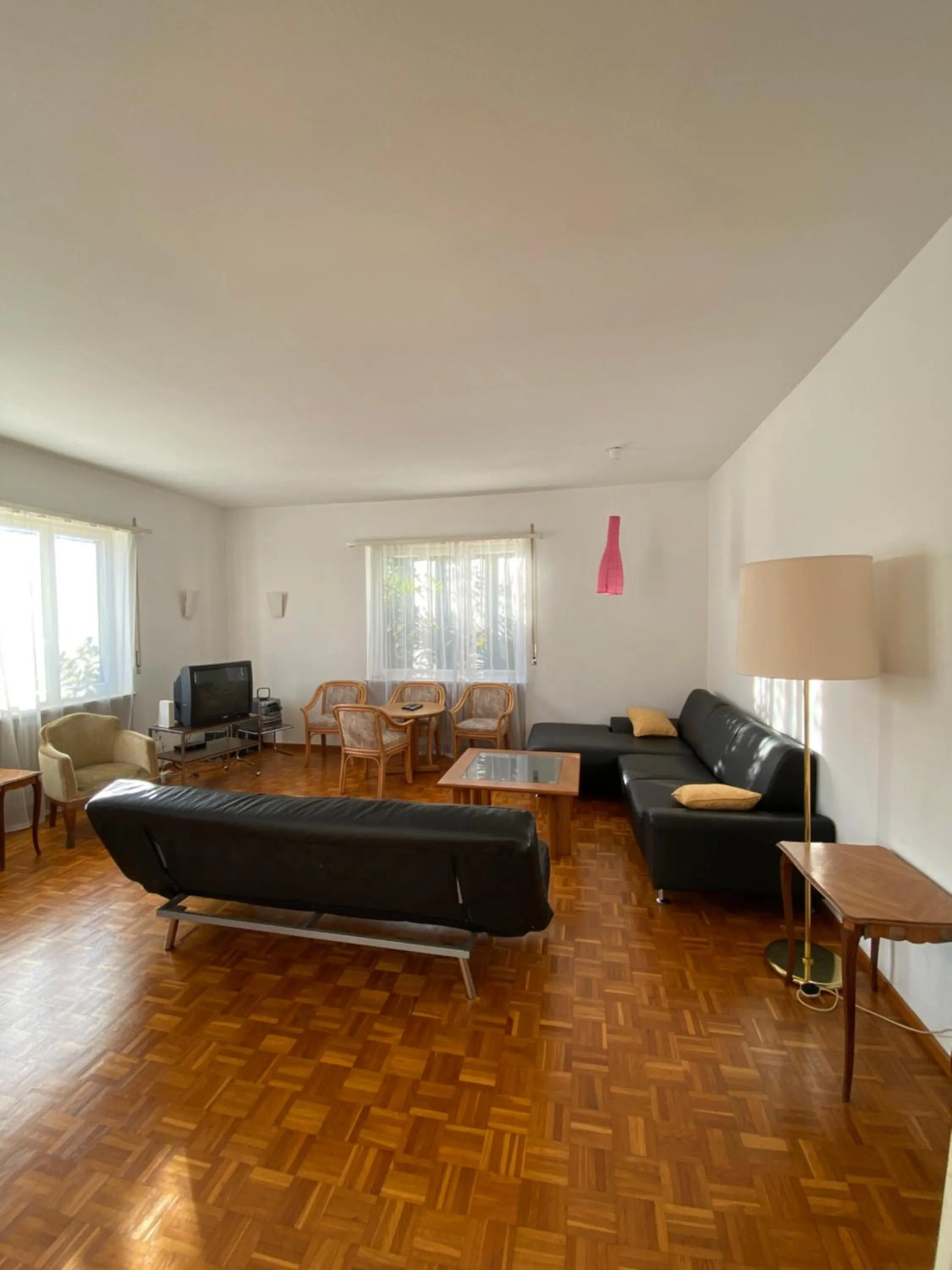 Seating area in Cube 3A Flat