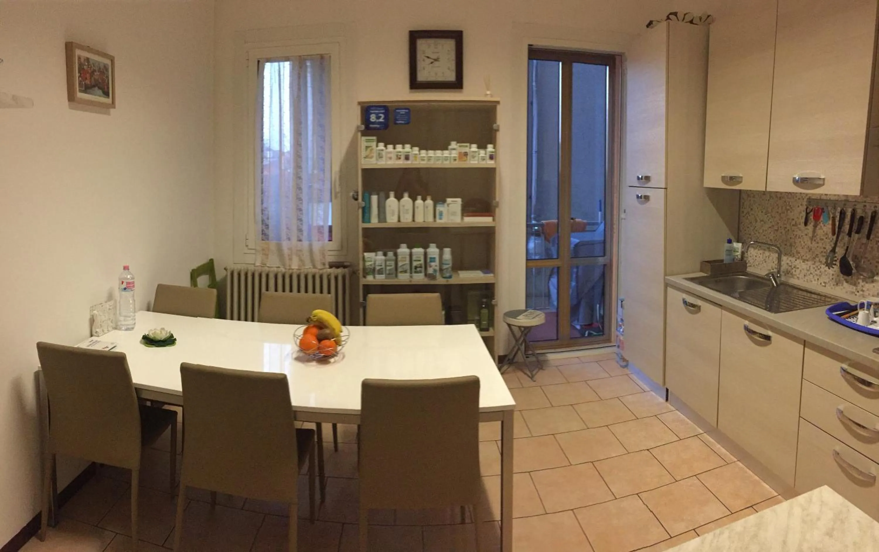 Dining area in Nightstars B&B