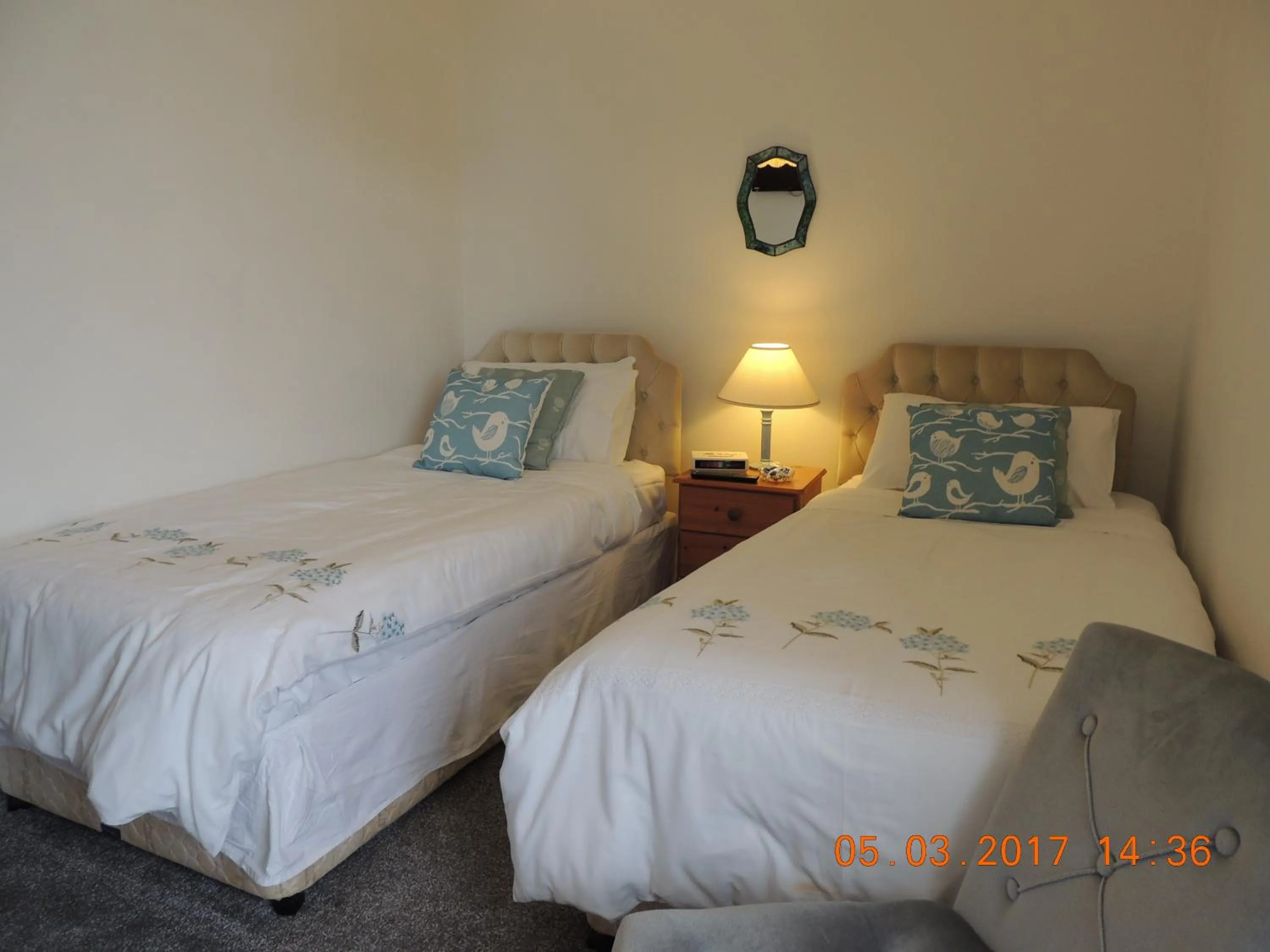 Bed in Orchard House Hotel
