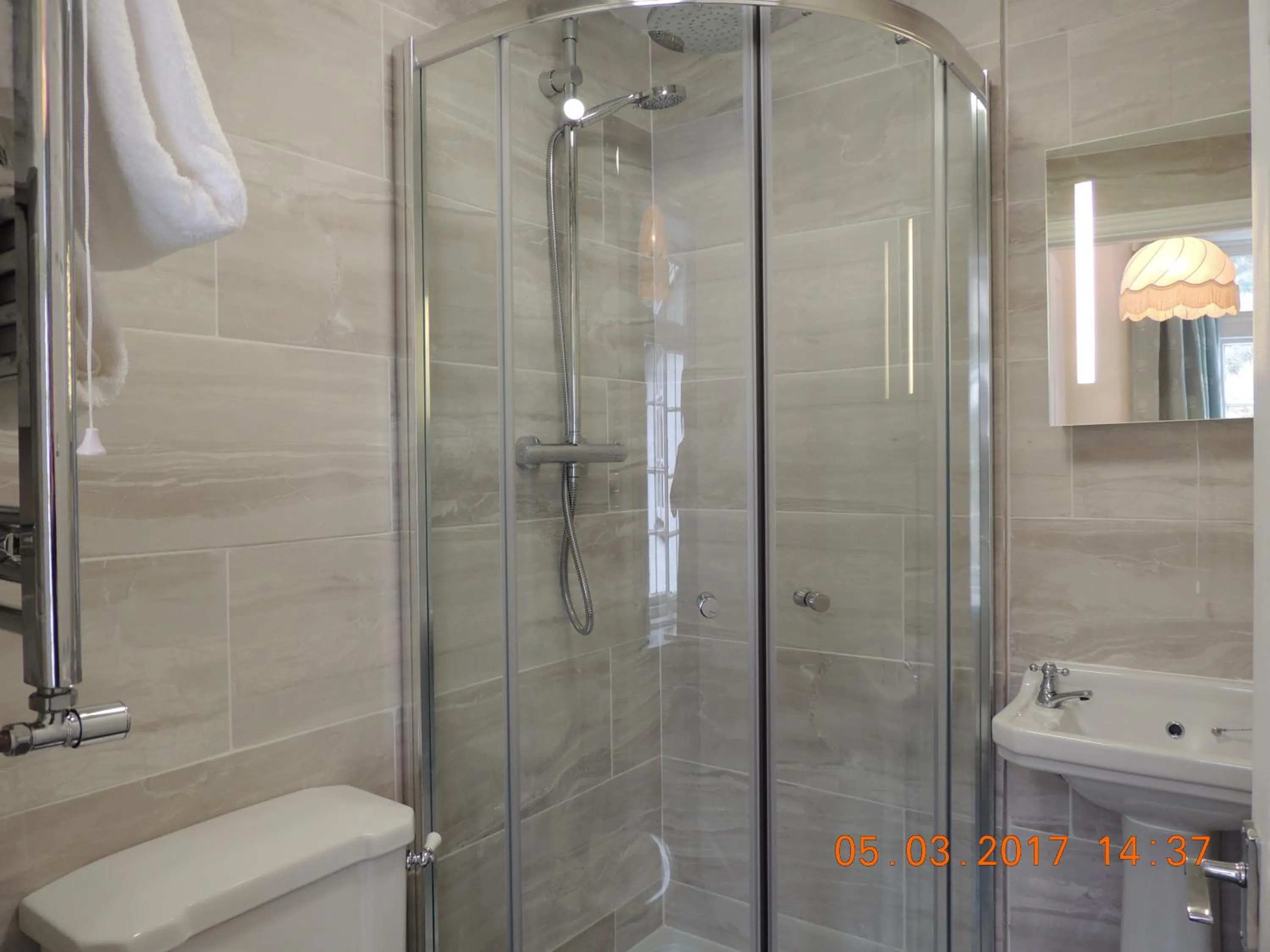 Bathroom in Orchard House Hotel