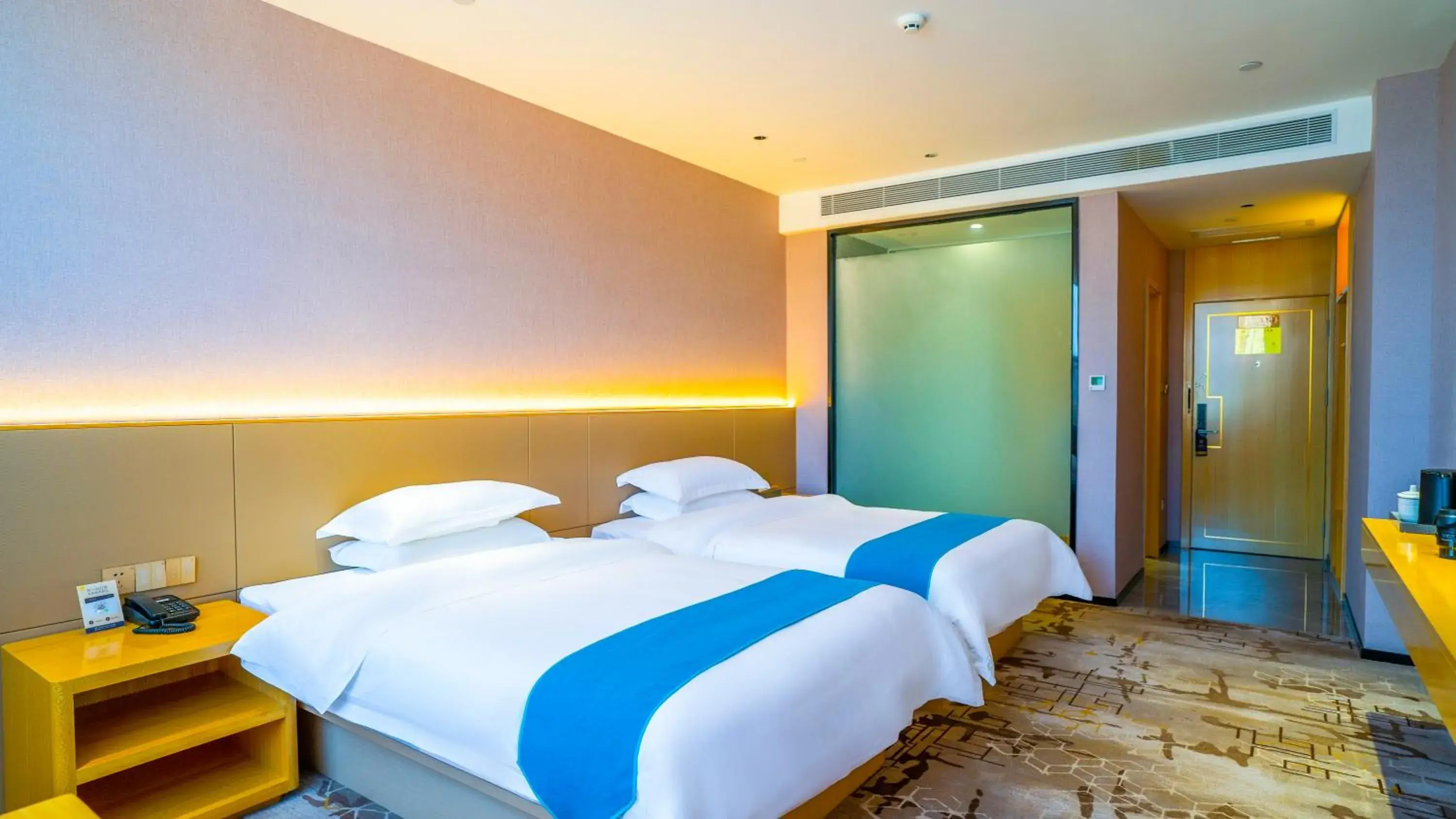 Standard Twin Room in Wansheng Hotel Standard Twin Room in Wansheng Hotel