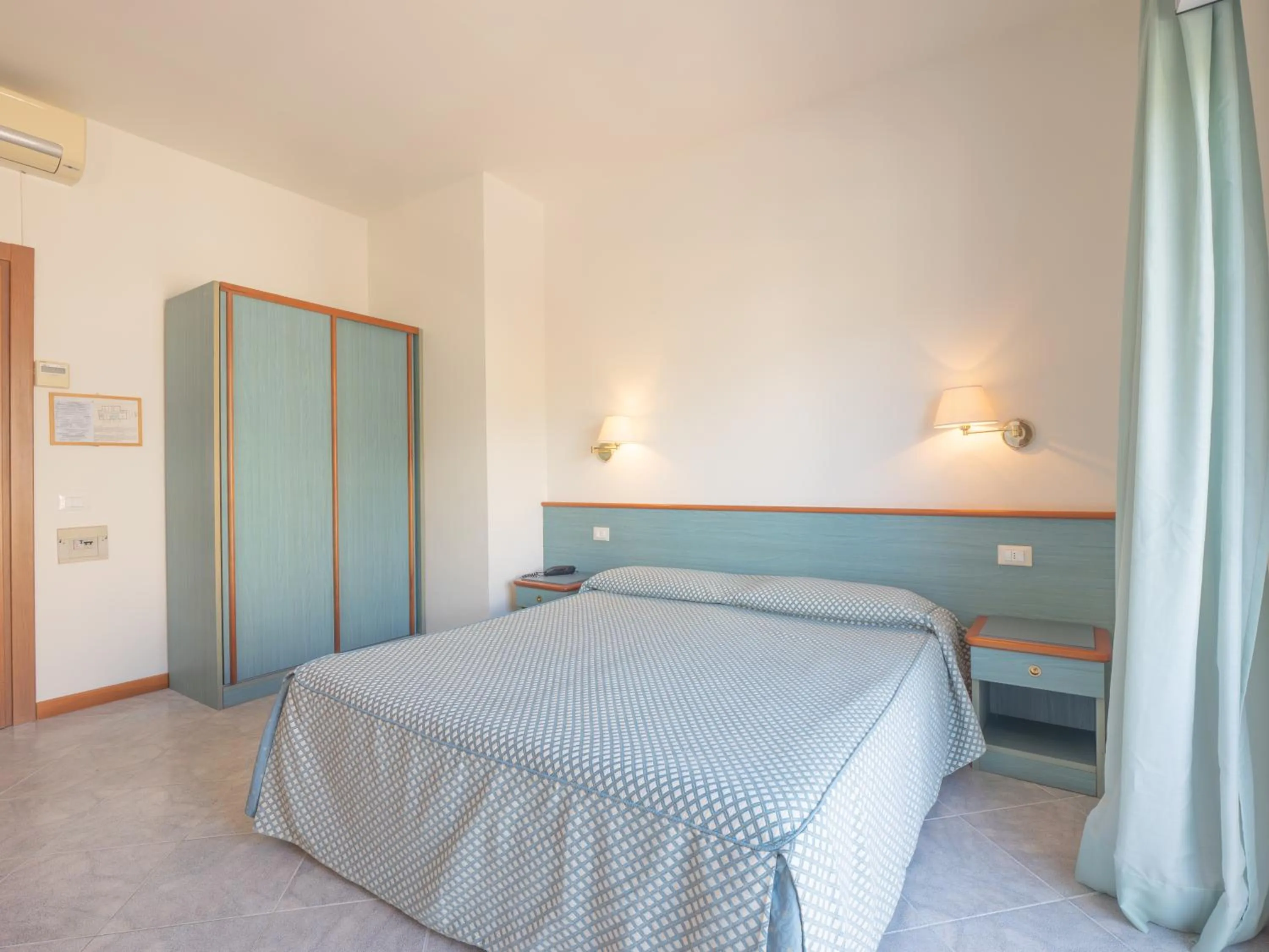 Bedroom, Bed in Hotel Splendid