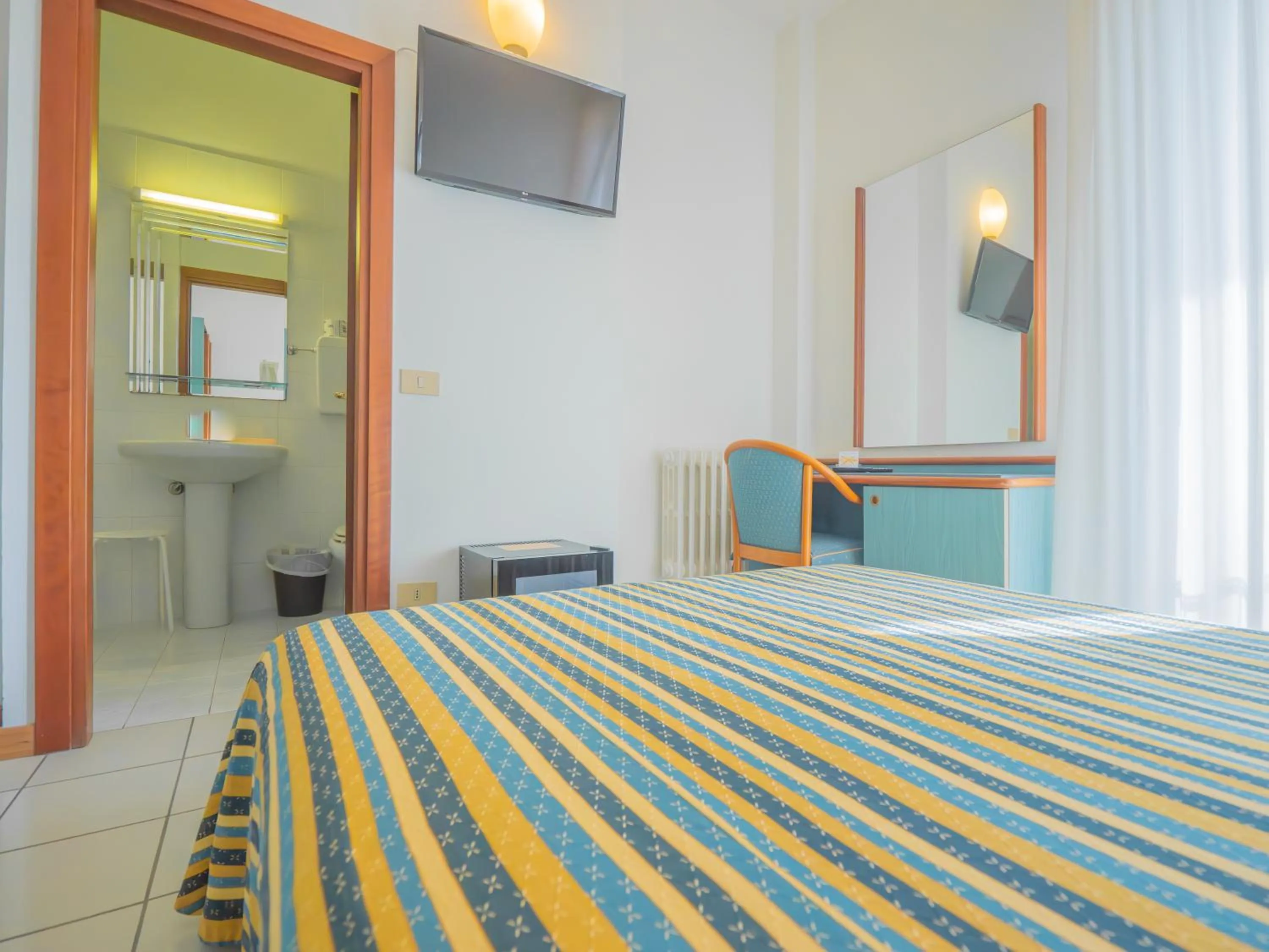 Bed in Hotel Splendid