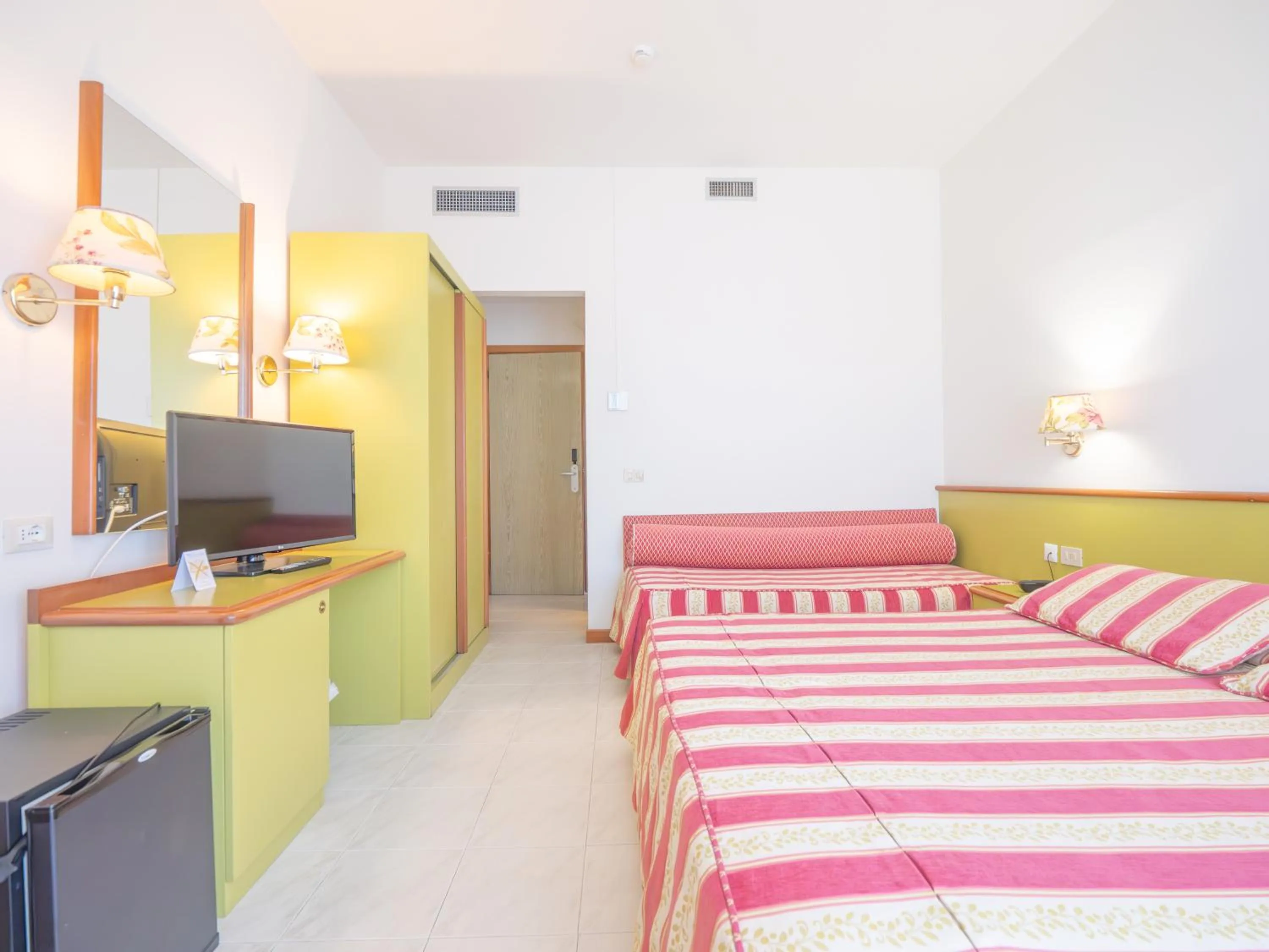 Bed in Hotel Splendid