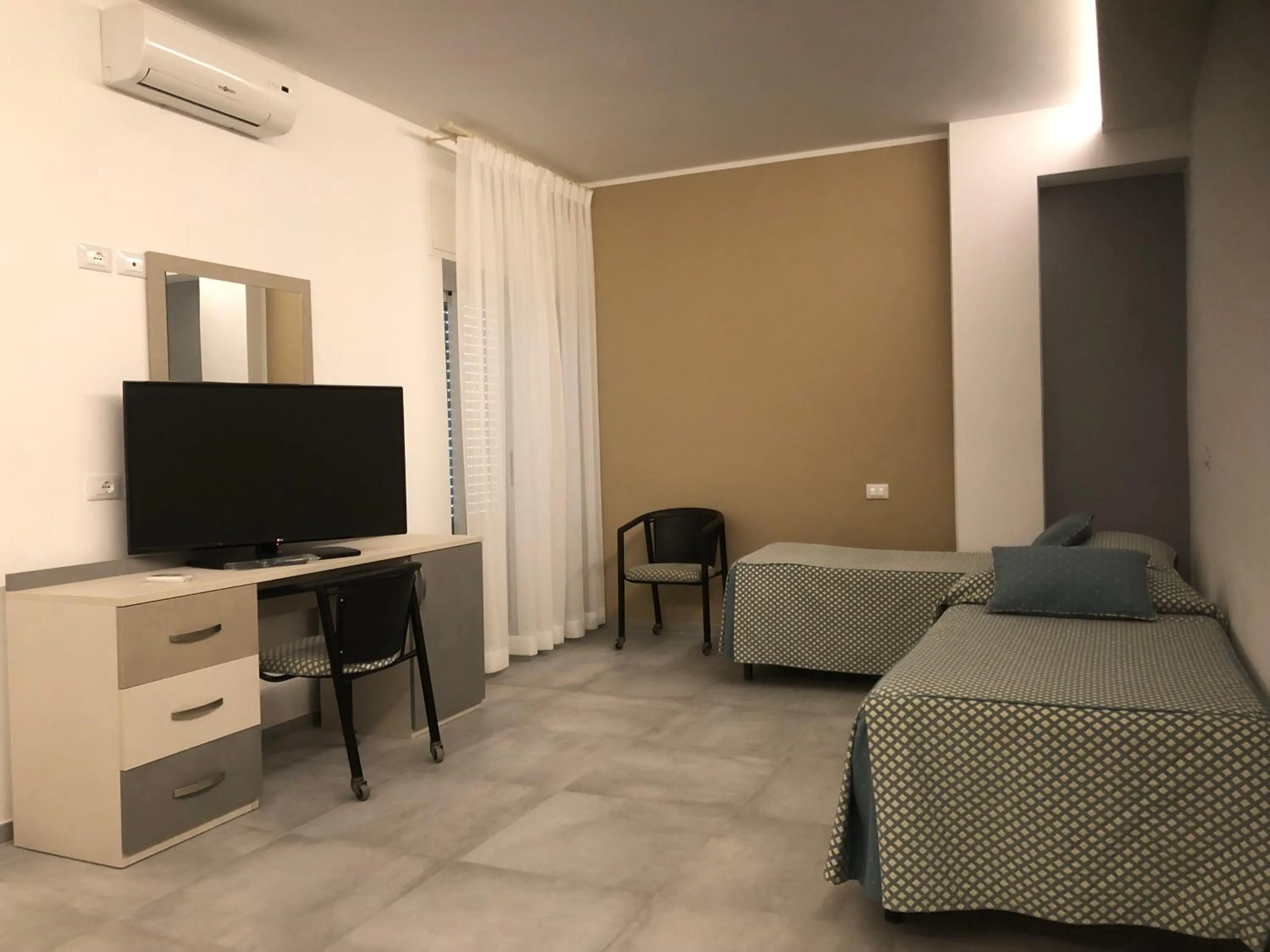 Bed in Hotel Splendid