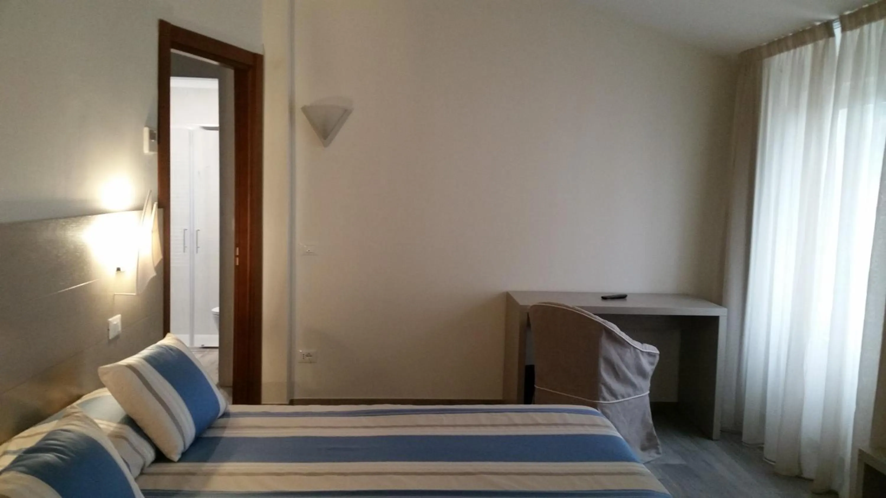 Bed in Hotel Splendid