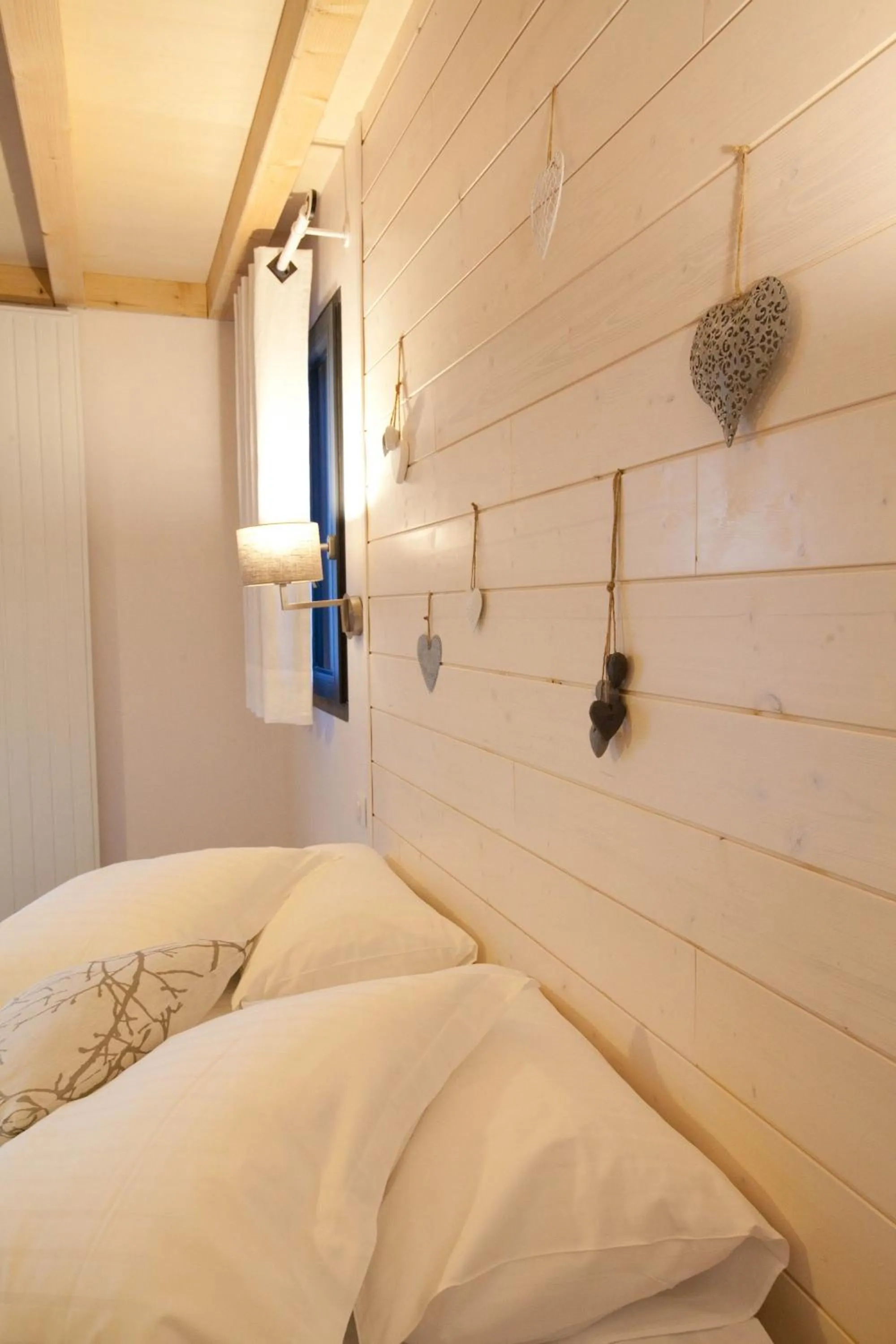 Decorative detail, Bed in Ome sweet home