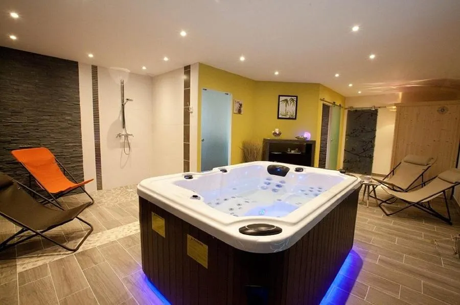 Spa and wellness centre/facilities in Ome sweet home