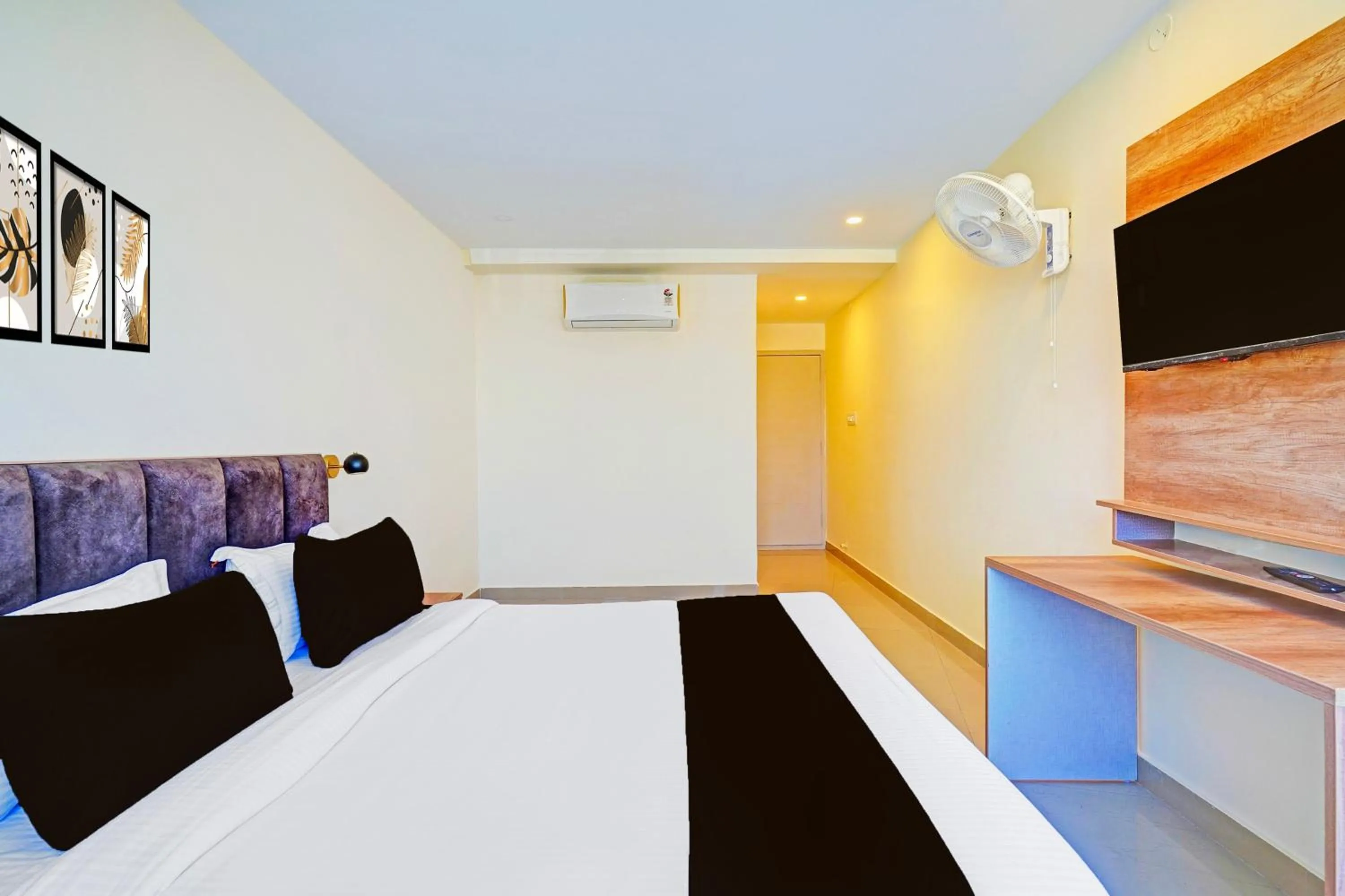 Hotel O Indian Suites