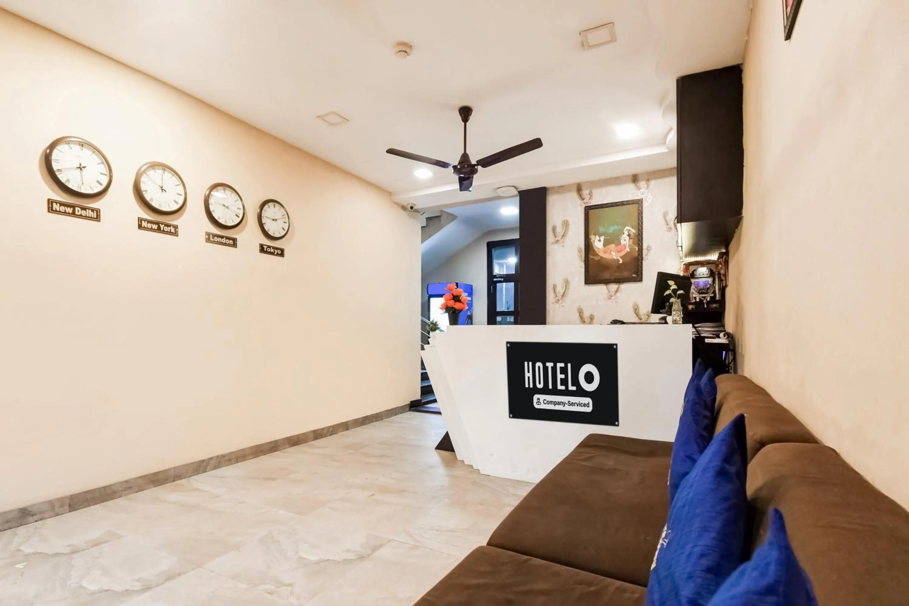 Lobby or reception in Hotel O Raipur City Center Formerly South Inn