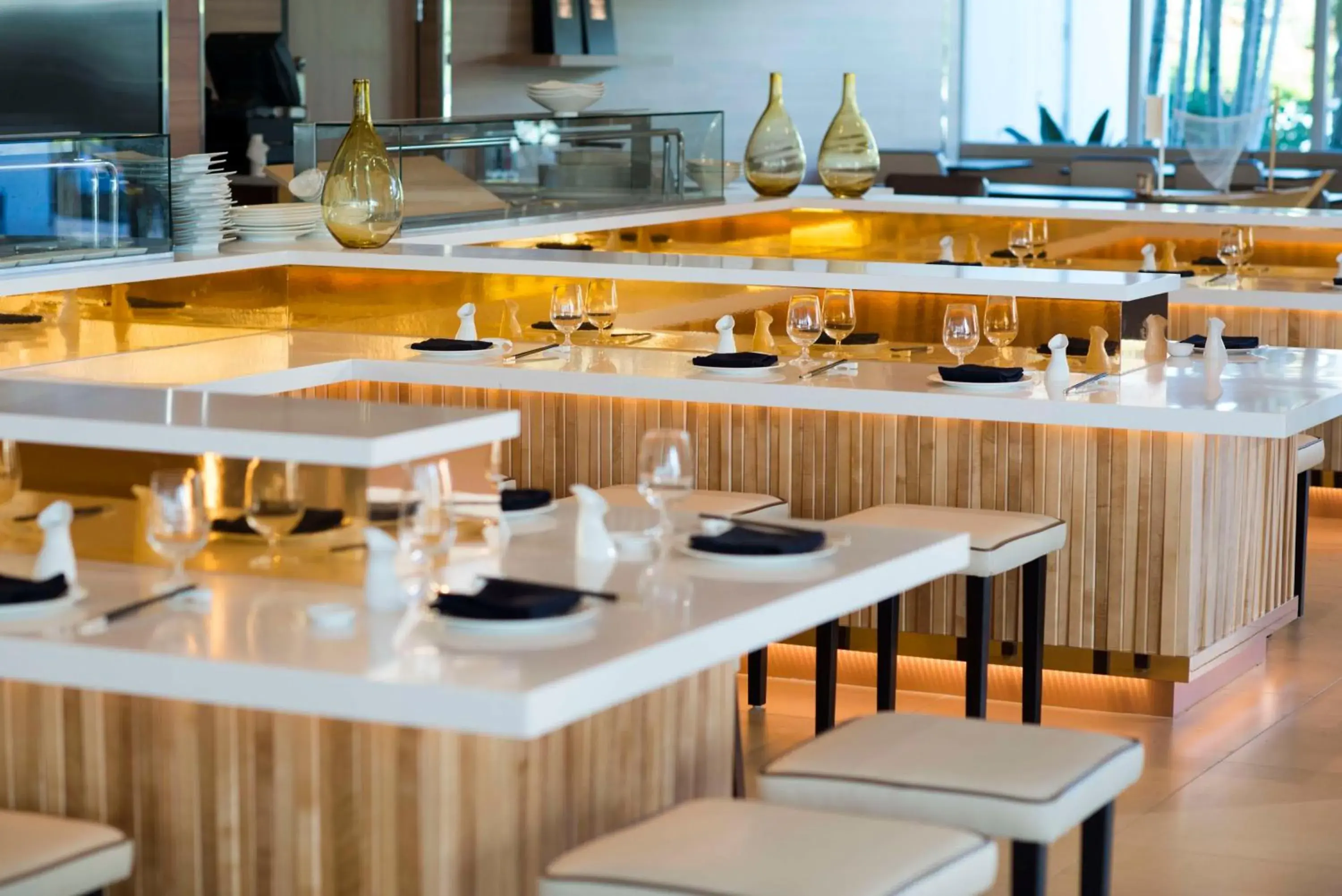 Restaurant/places to eat in Resorts World Bimini Restaurant/places to eat in Resorts World Bimini