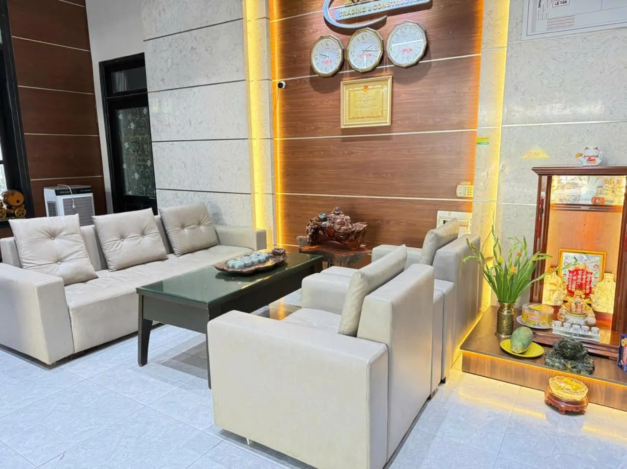 Seating area in Khách Sạn Đối Ngoại Biên Phòng