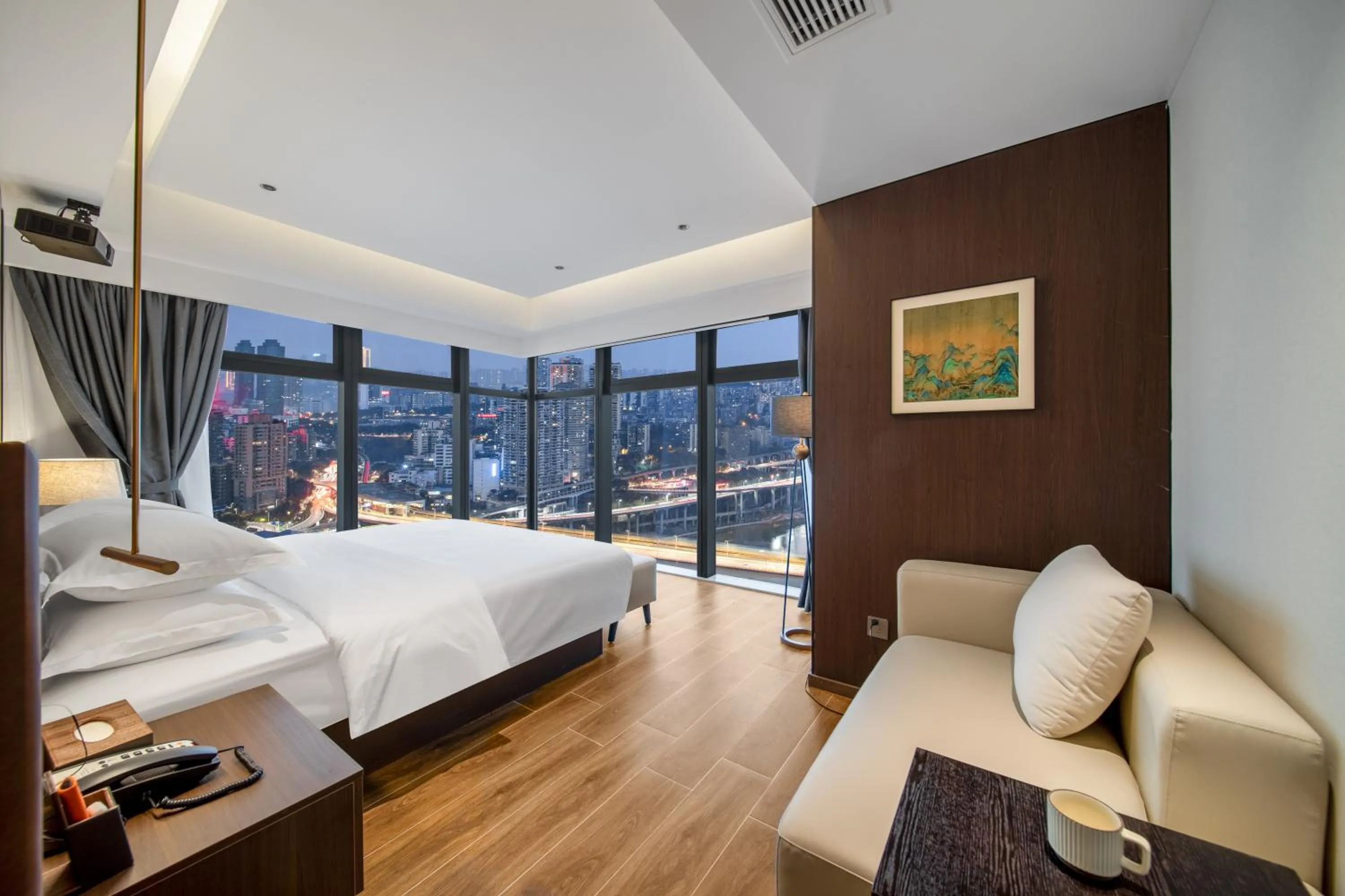 Suite with River View in Chongqing Junsheng Cloud River View Hotel -Guanyinqiao Beibin 1st Road Branch- Near Liziba, Hongyad ong, and Huaxin Street Metro Station