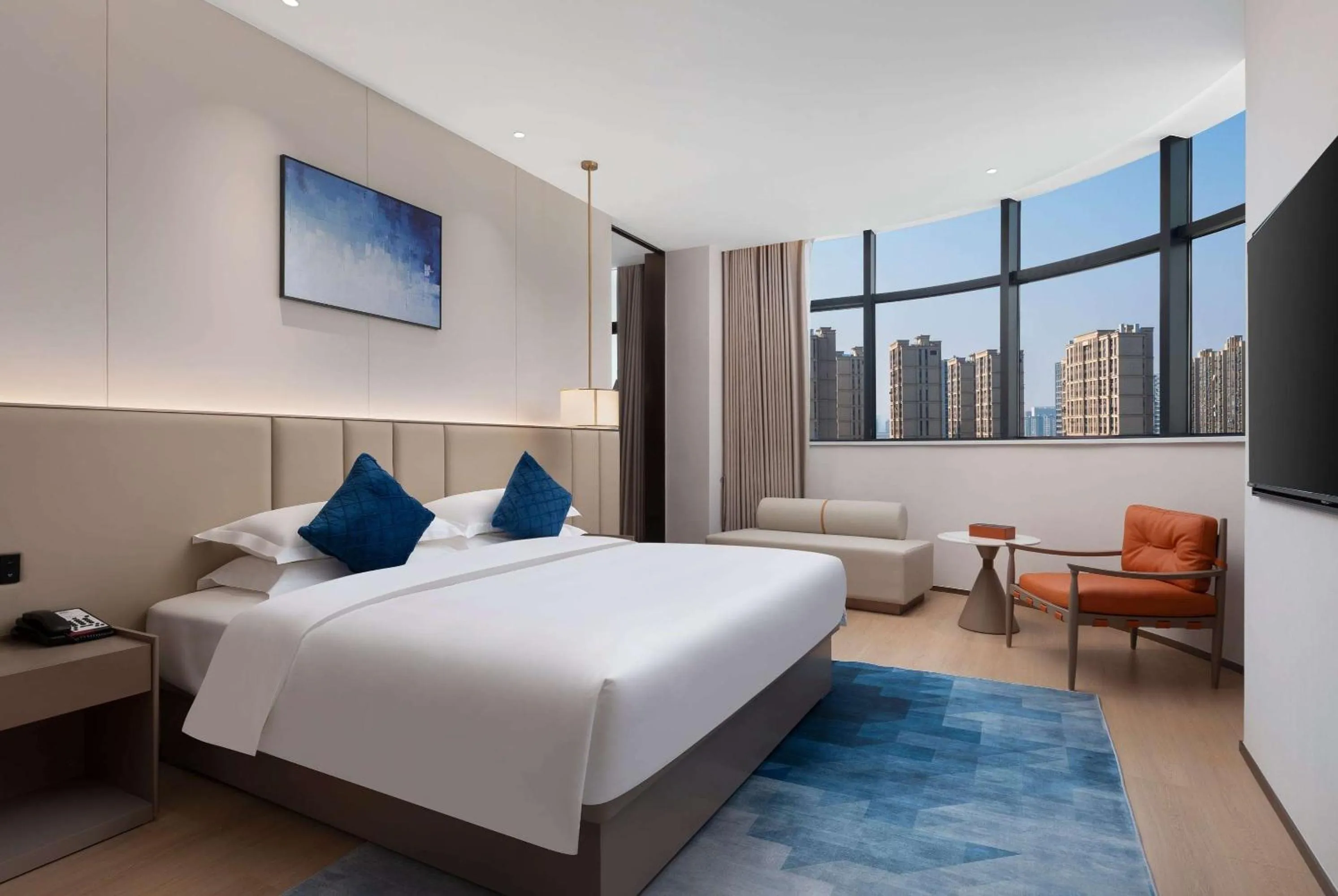 Photo of the whole room, Bed in Days Inn by Wyndham Hangzhou Gongshu