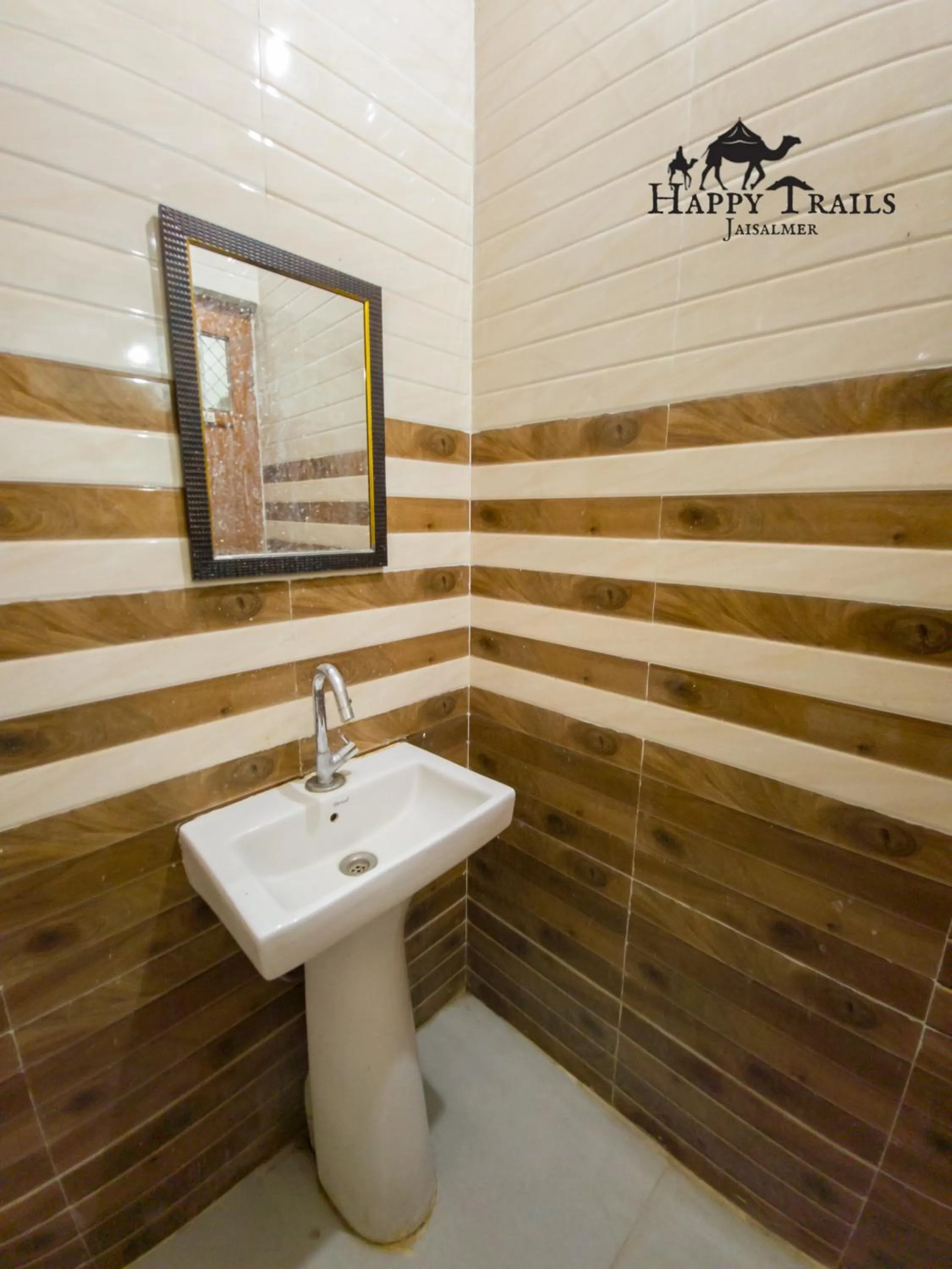 4-Bed Female Dormitory Room in Happy Trails Hostel Jaisalmer