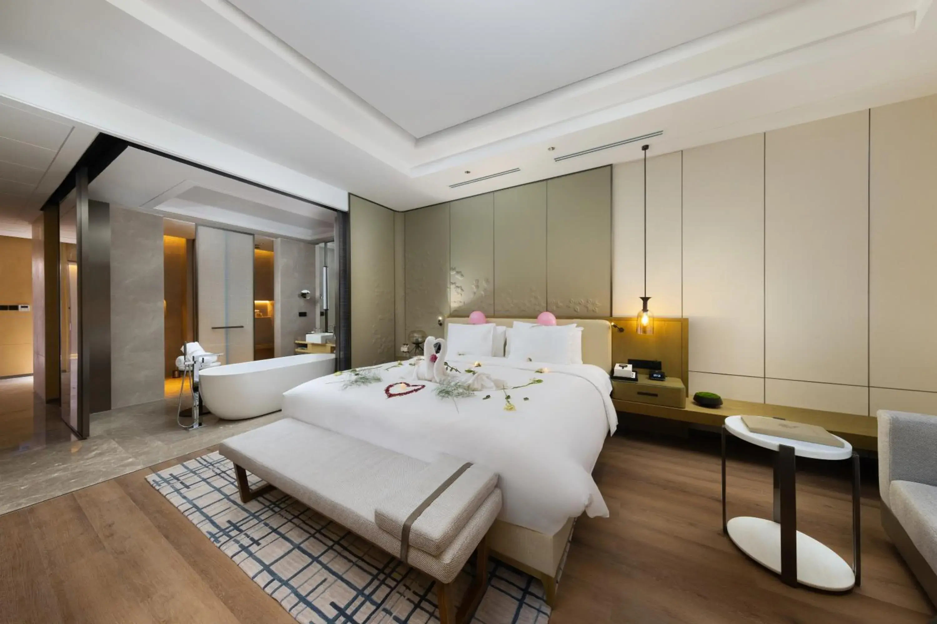 Grand Superior King with Bath Tub in Braira Hafar Al-Batin Grand Superior King with Bath Tub in Braira Hafar Al-Batin