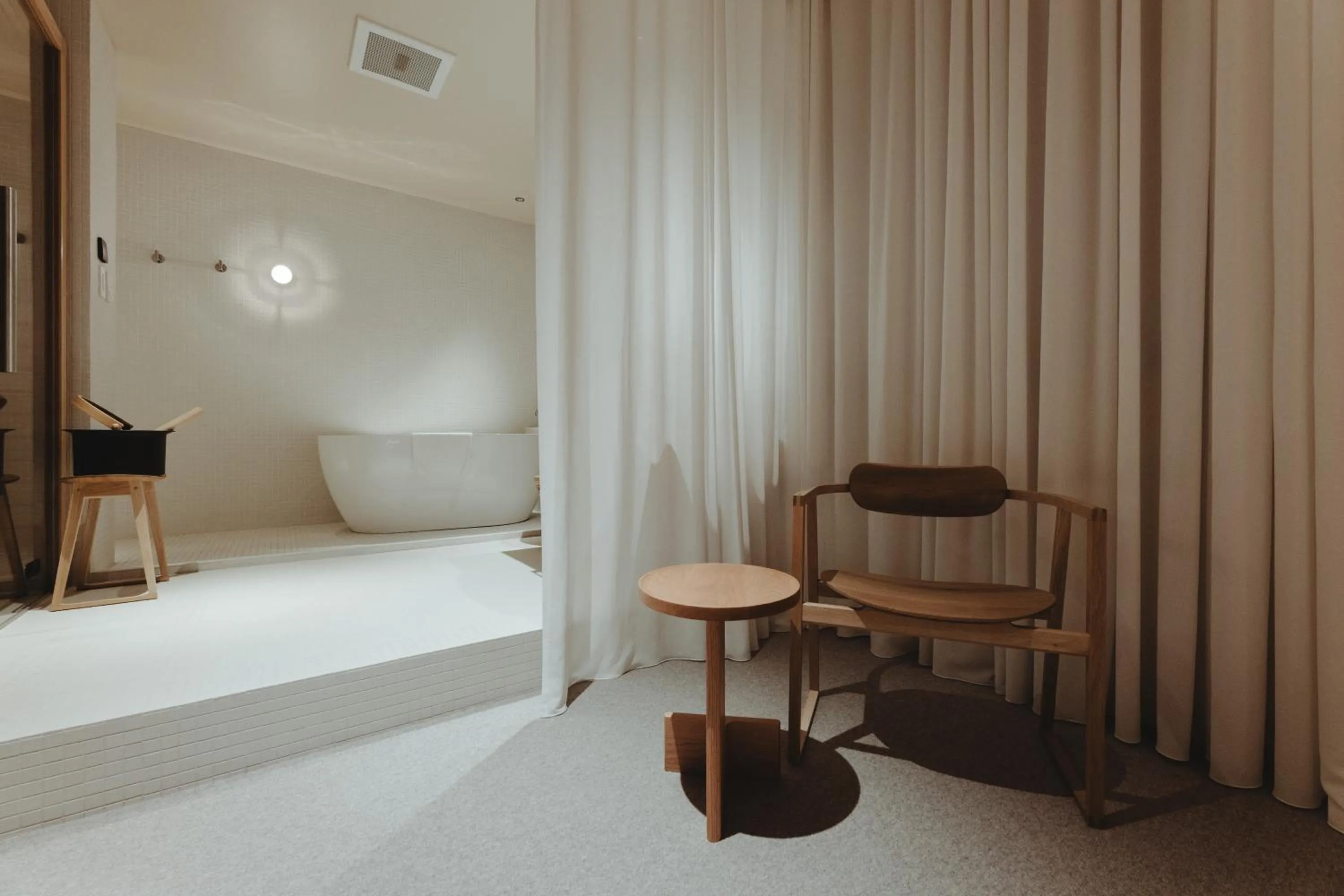 Bath, Bed in mizuya