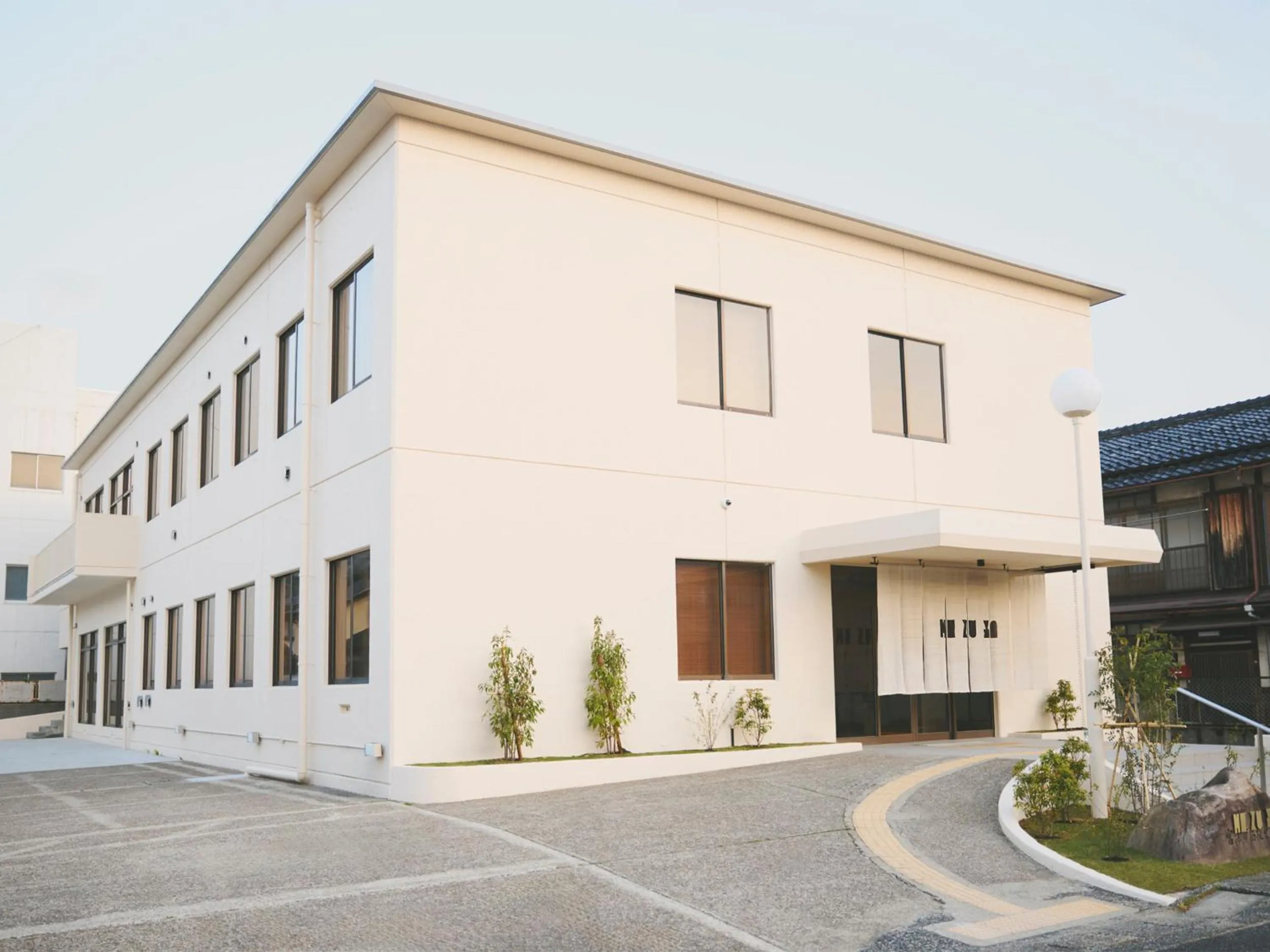 Property building in mizuya