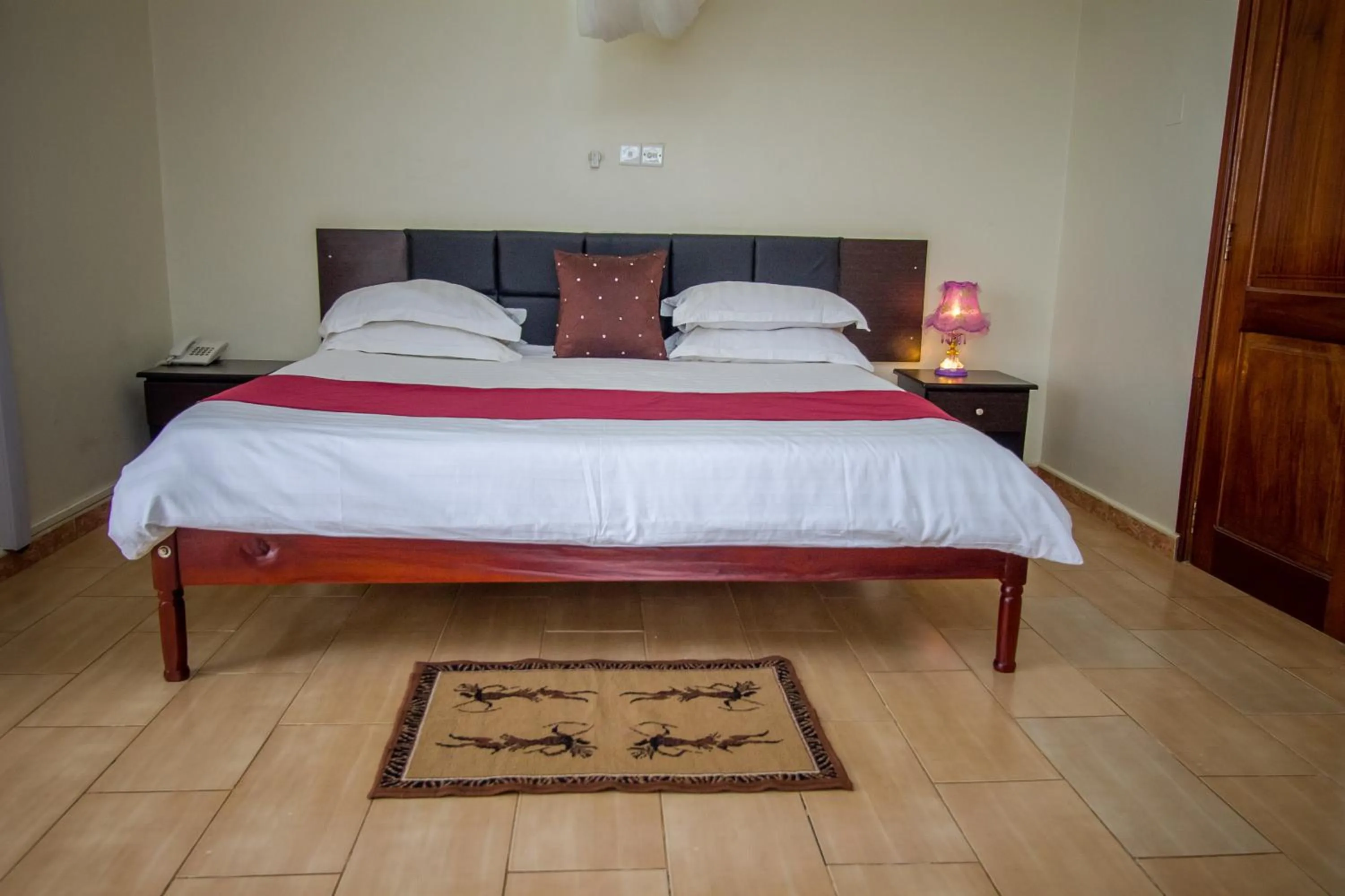 Bedroom, Bed in Askay Hotel Suites