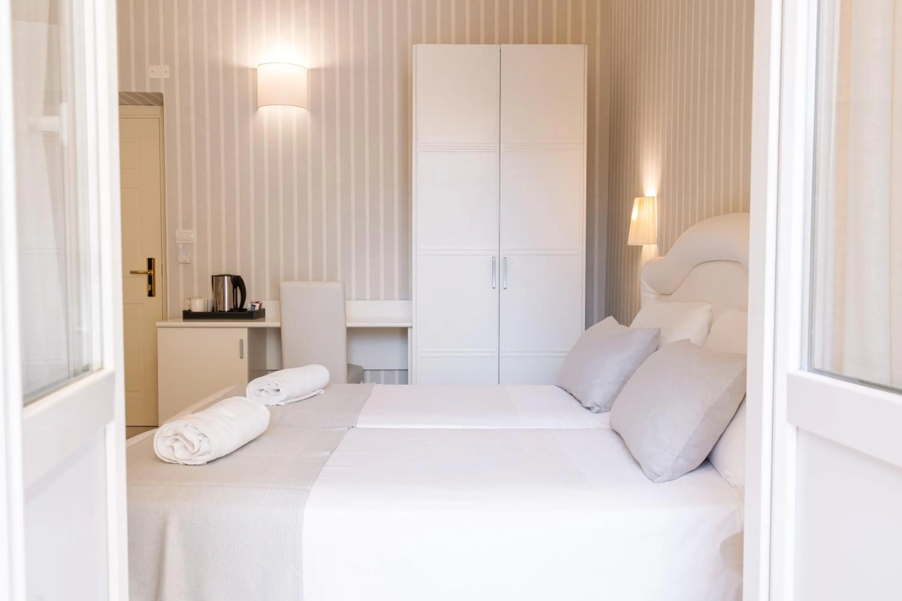 Bed in Hotel Nazionale